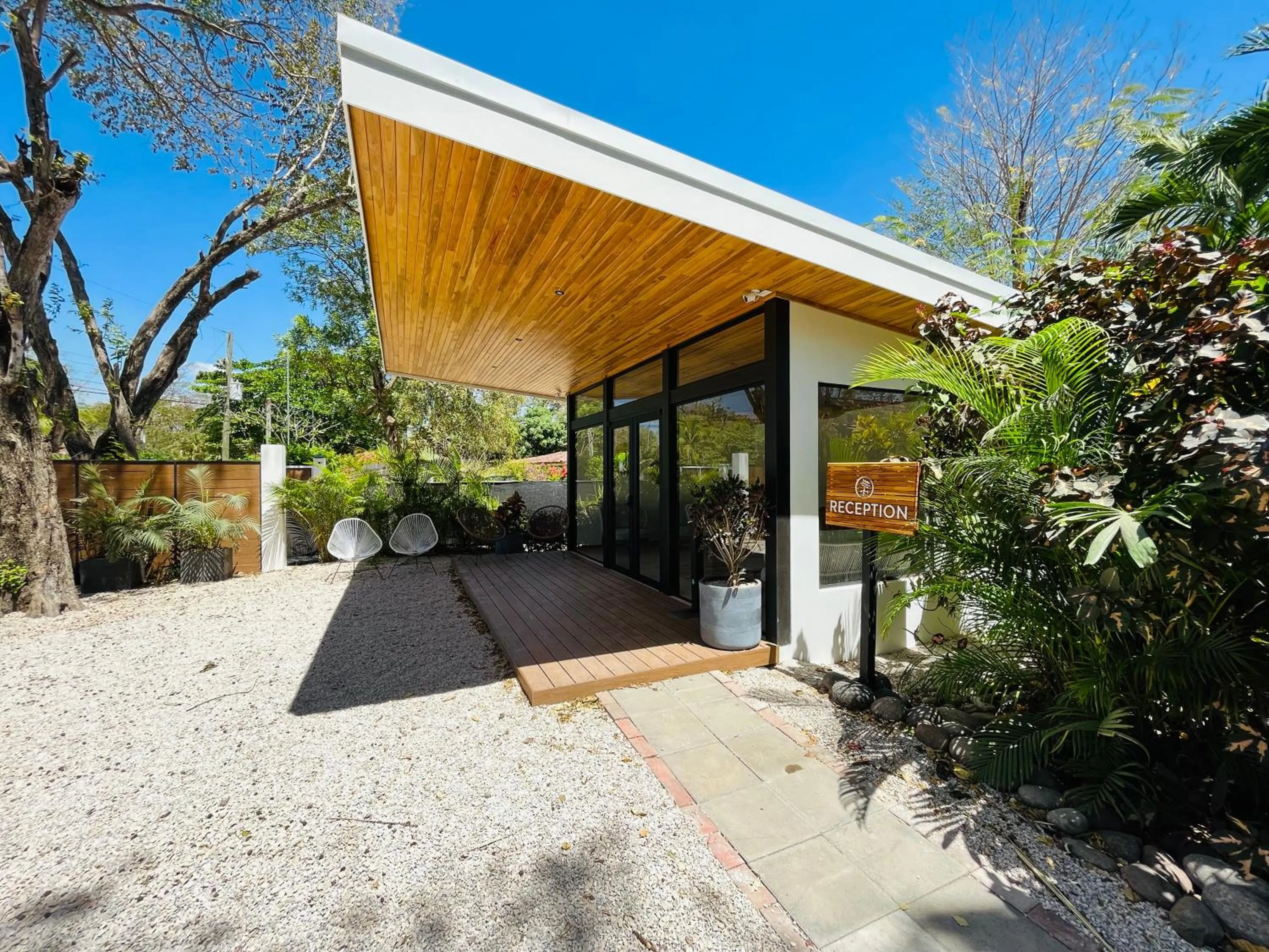 Property building in Hotel El Manglar y Cantarana