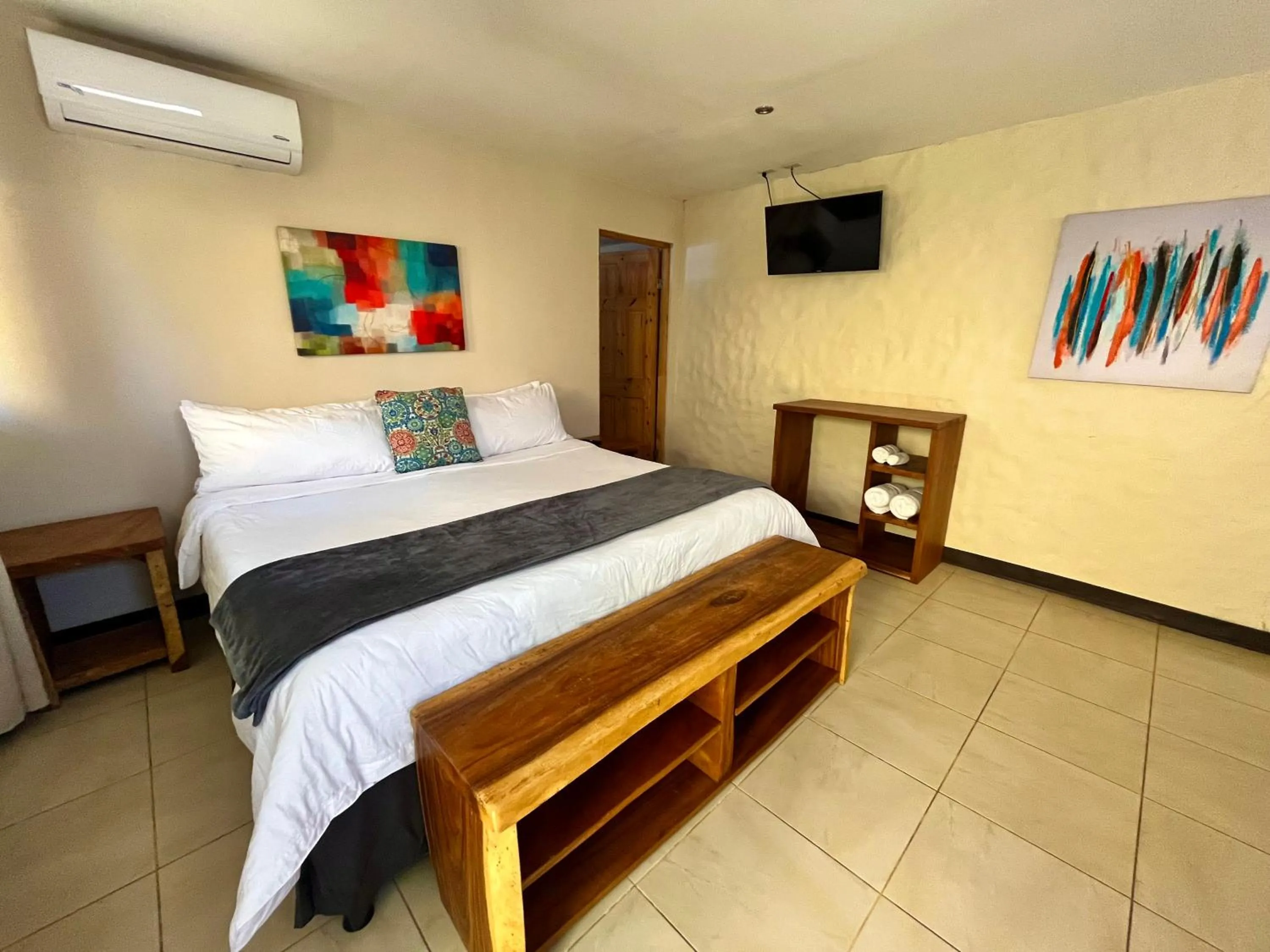 Bed in Hotel El Manglar y Cantarana