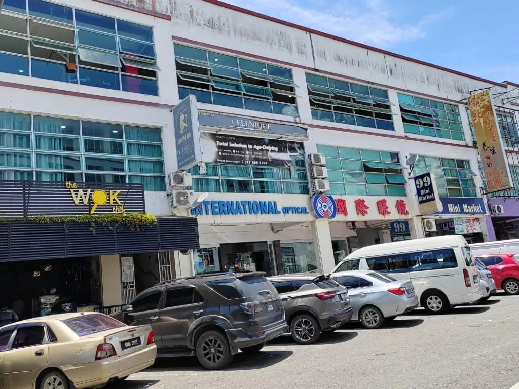 Shopping Area in LI HUA HOTEL , BINTULU SENTRAL