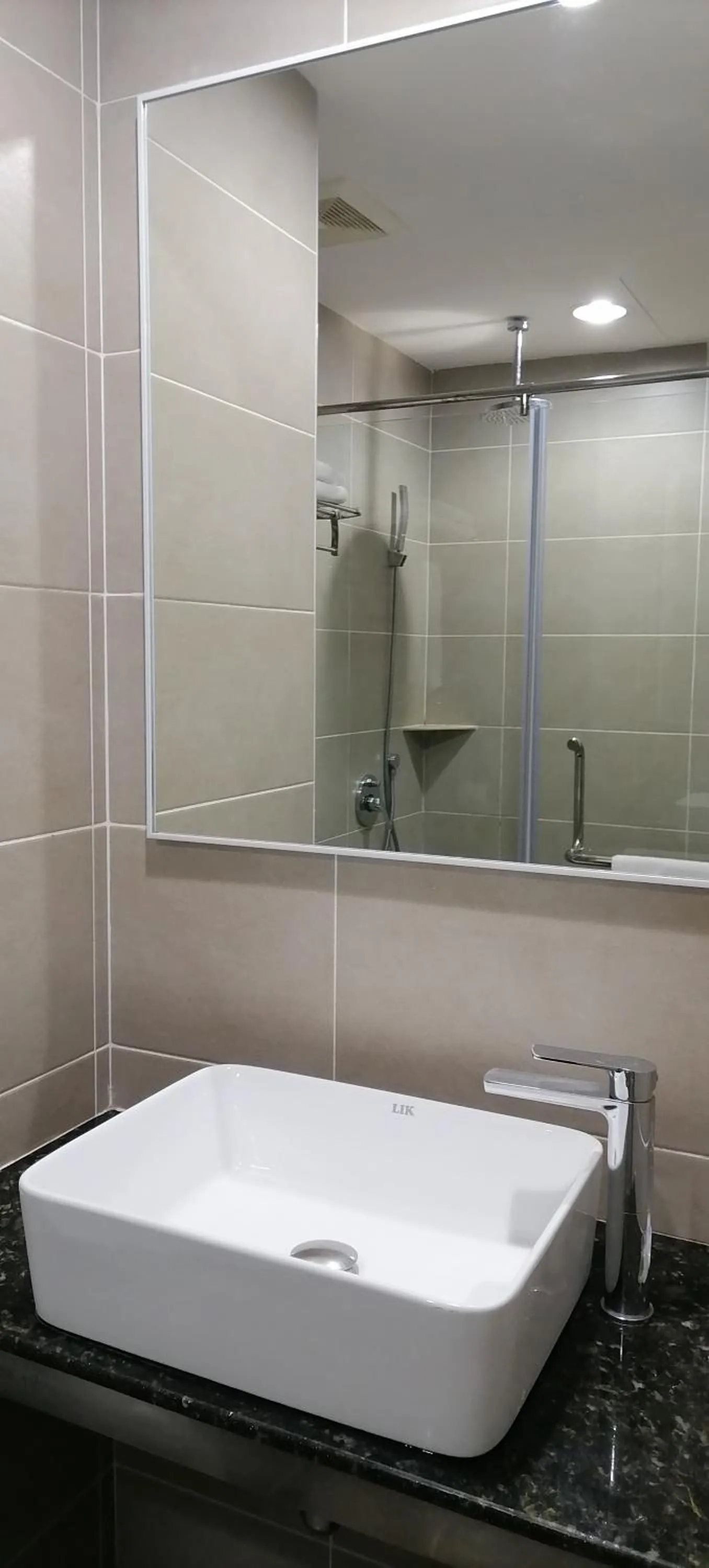 Bathroom in LI HUA HOTEL , BINTULU SENTRAL