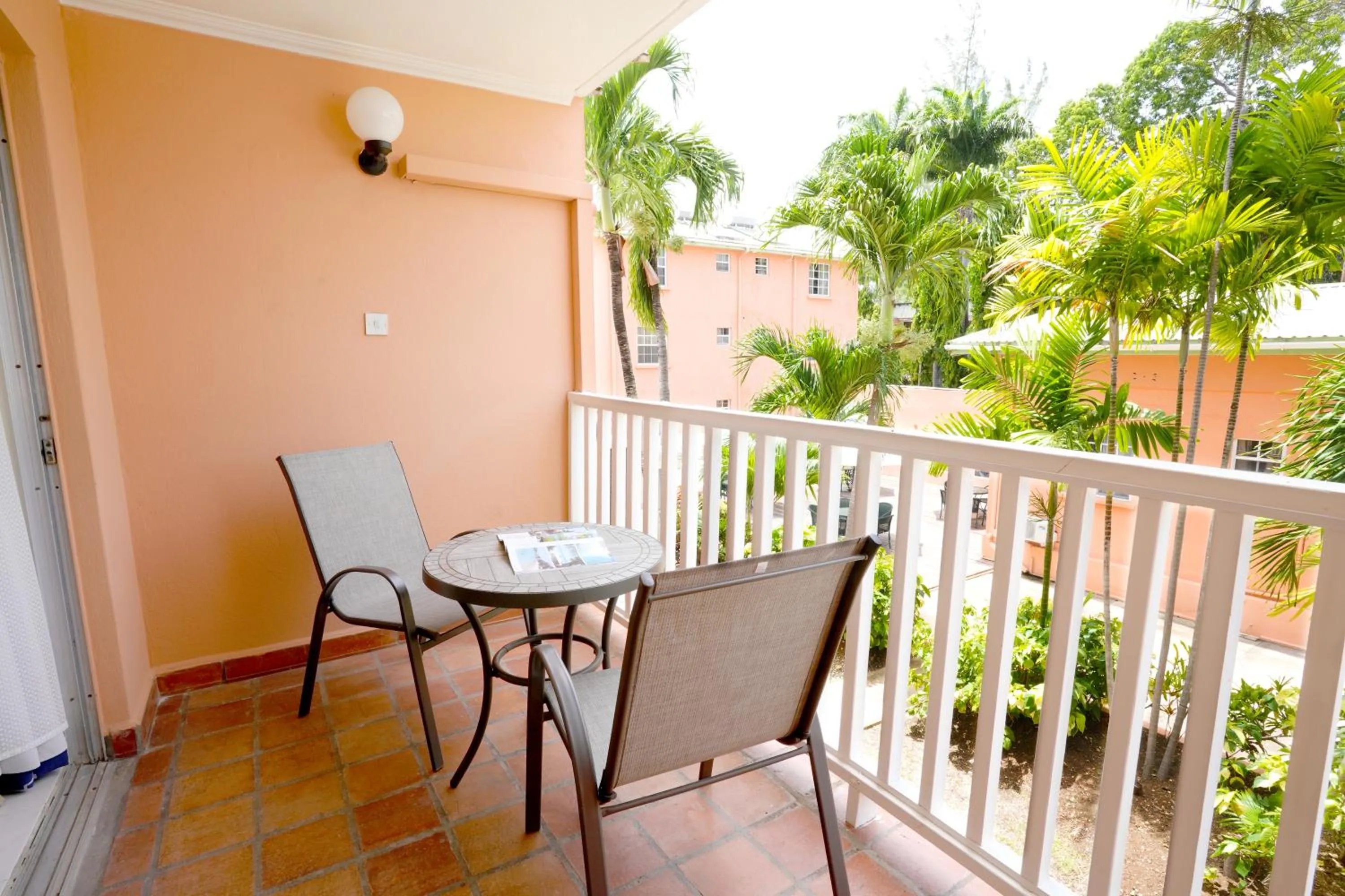 Balcony/Terrace in Worthing Court Apartment Hotel