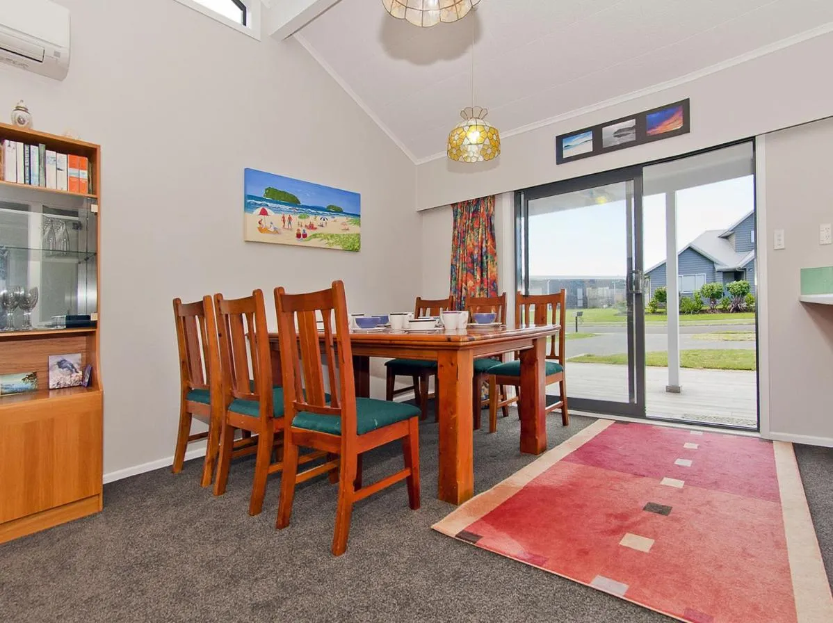 Property building in Sea Breeze - Whangamata Holiday Home