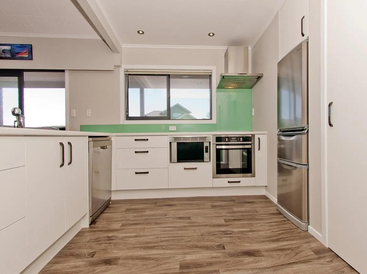 Property building in Sea Breeze - Whangamata Holiday Home