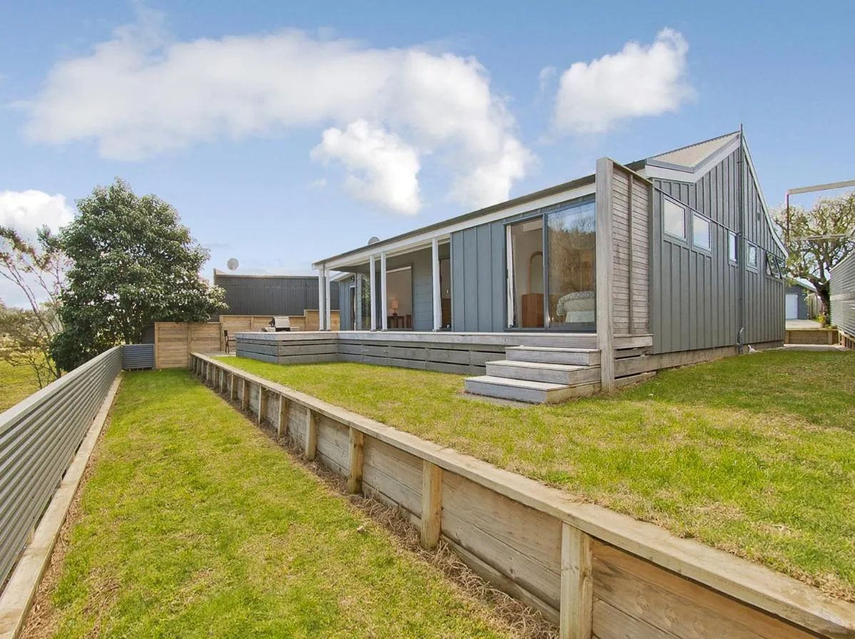 Property building in Sea Breeze - Whangamata Holiday Home