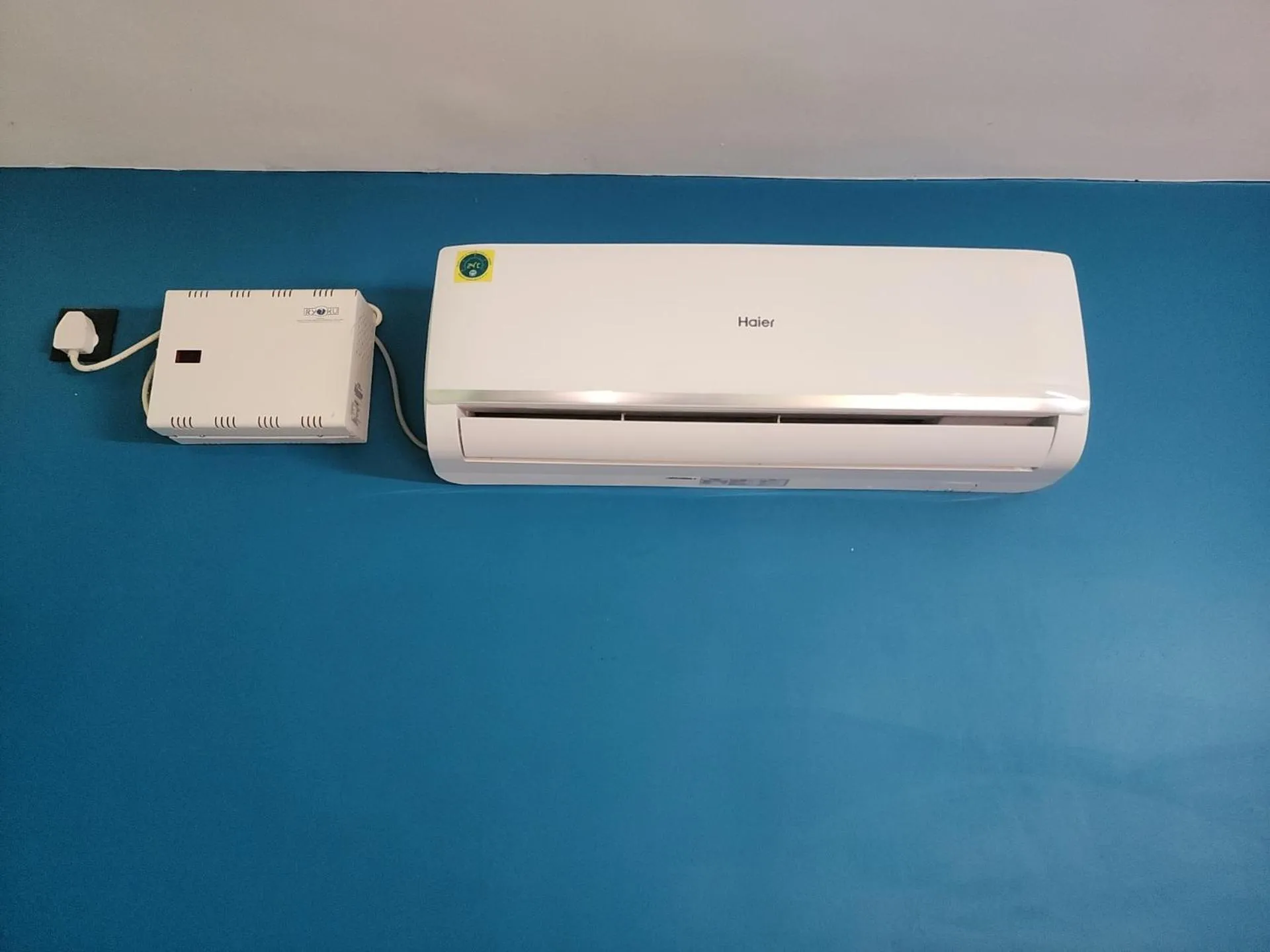 air conditioner in Paradise Forest Resort