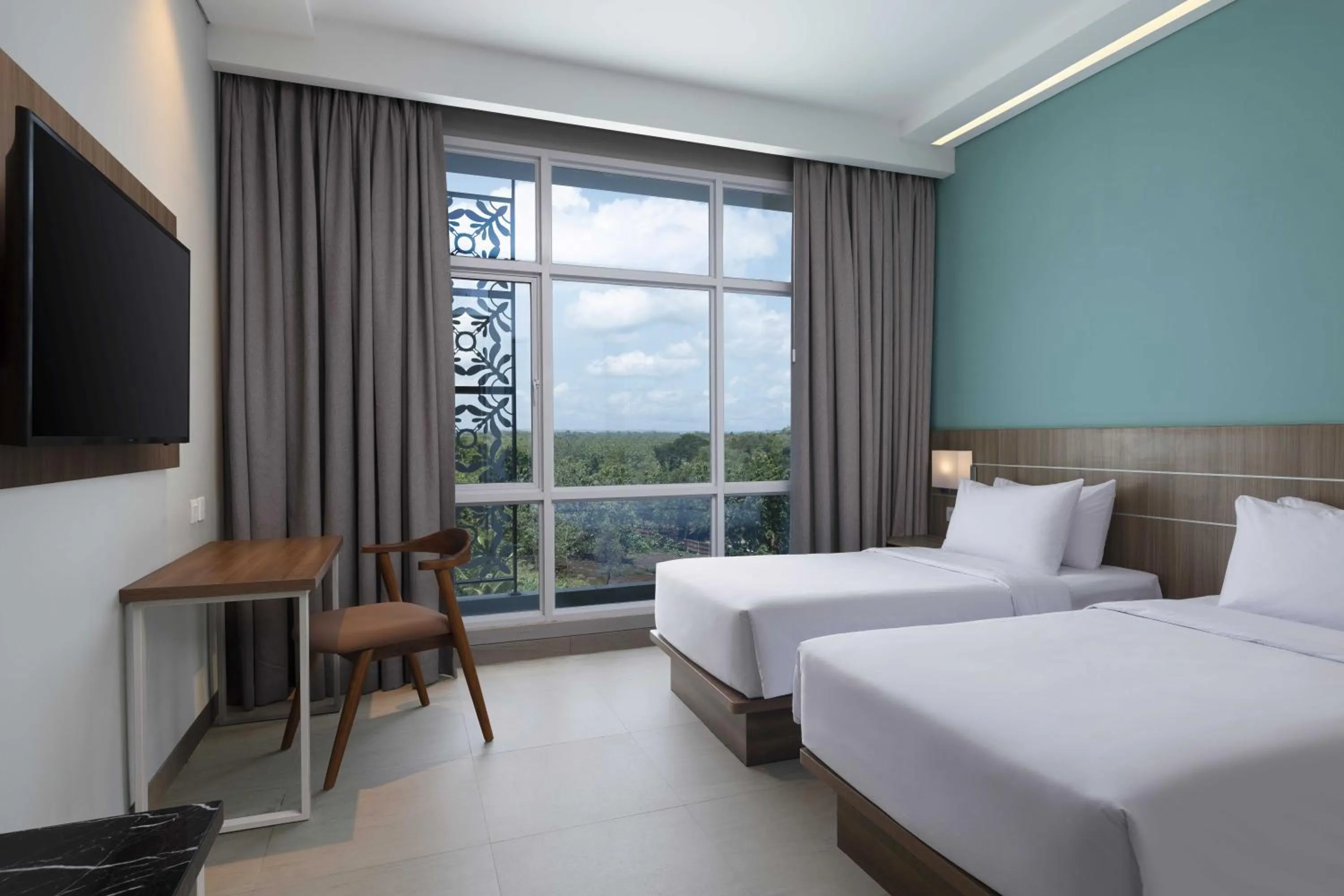 Superior Twin Room in Hotel Santika Gunungkidul