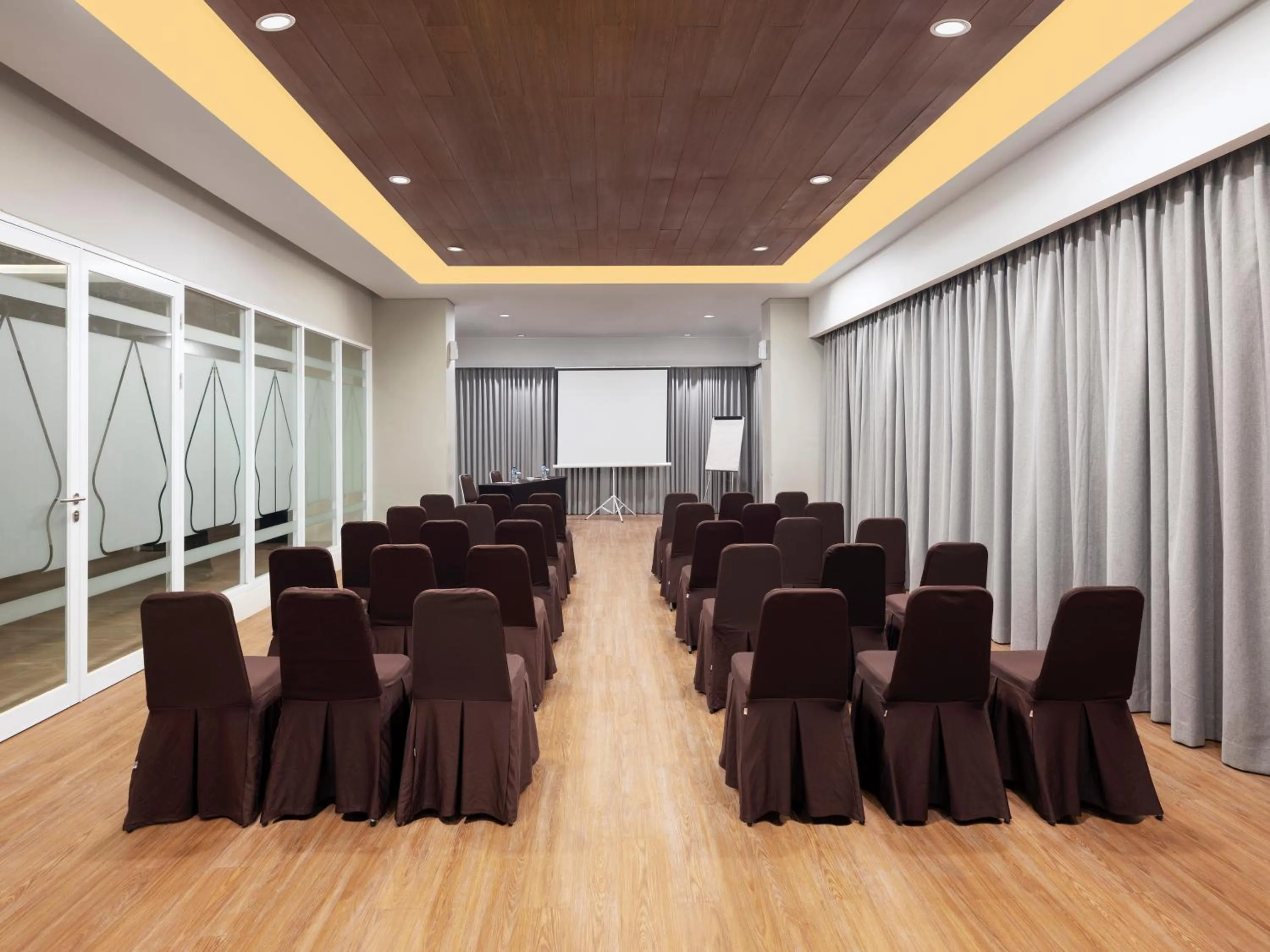 Meeting/conference room in Hotel Santika Gunungkidul