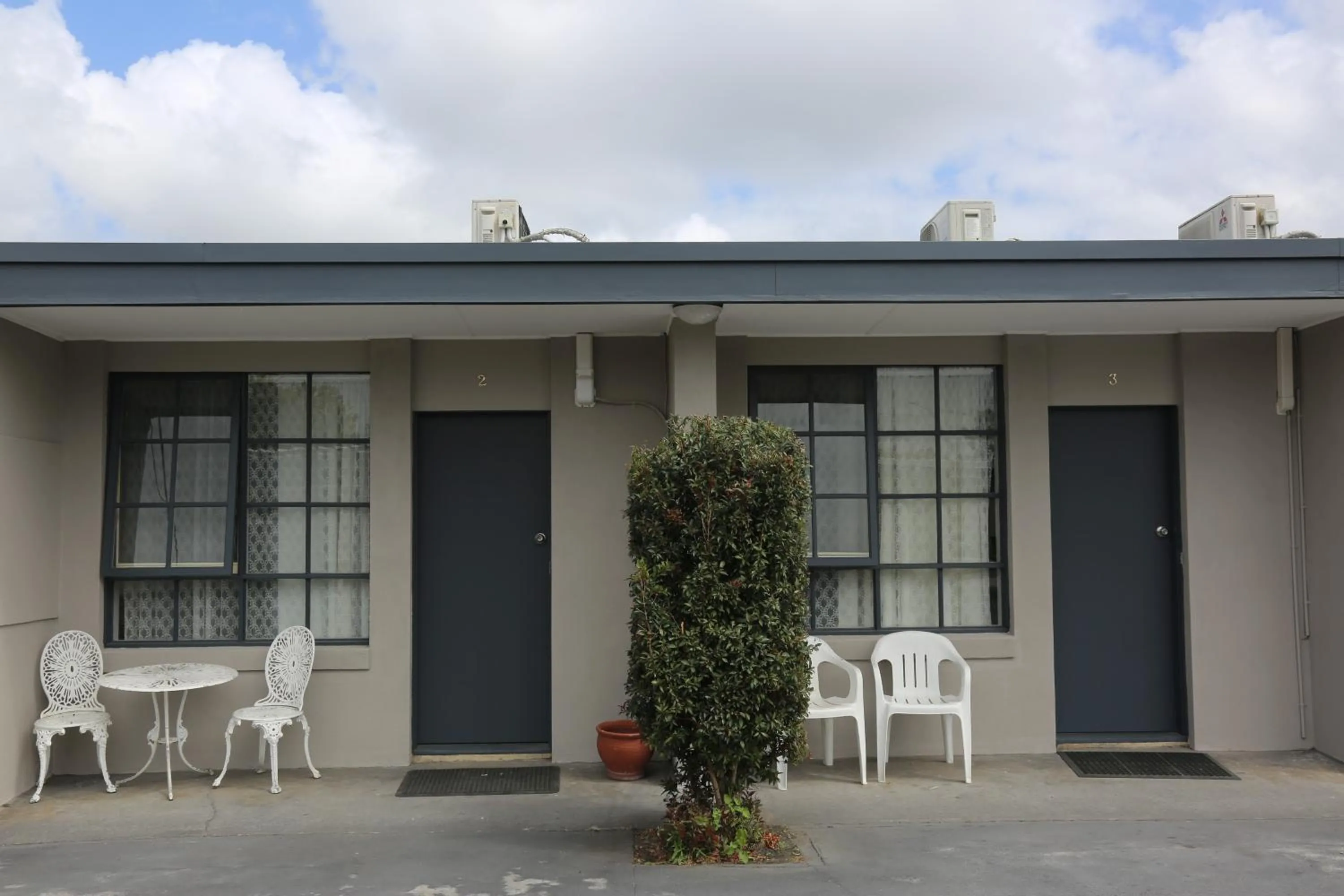 Beaconsfield Lodge Motel
