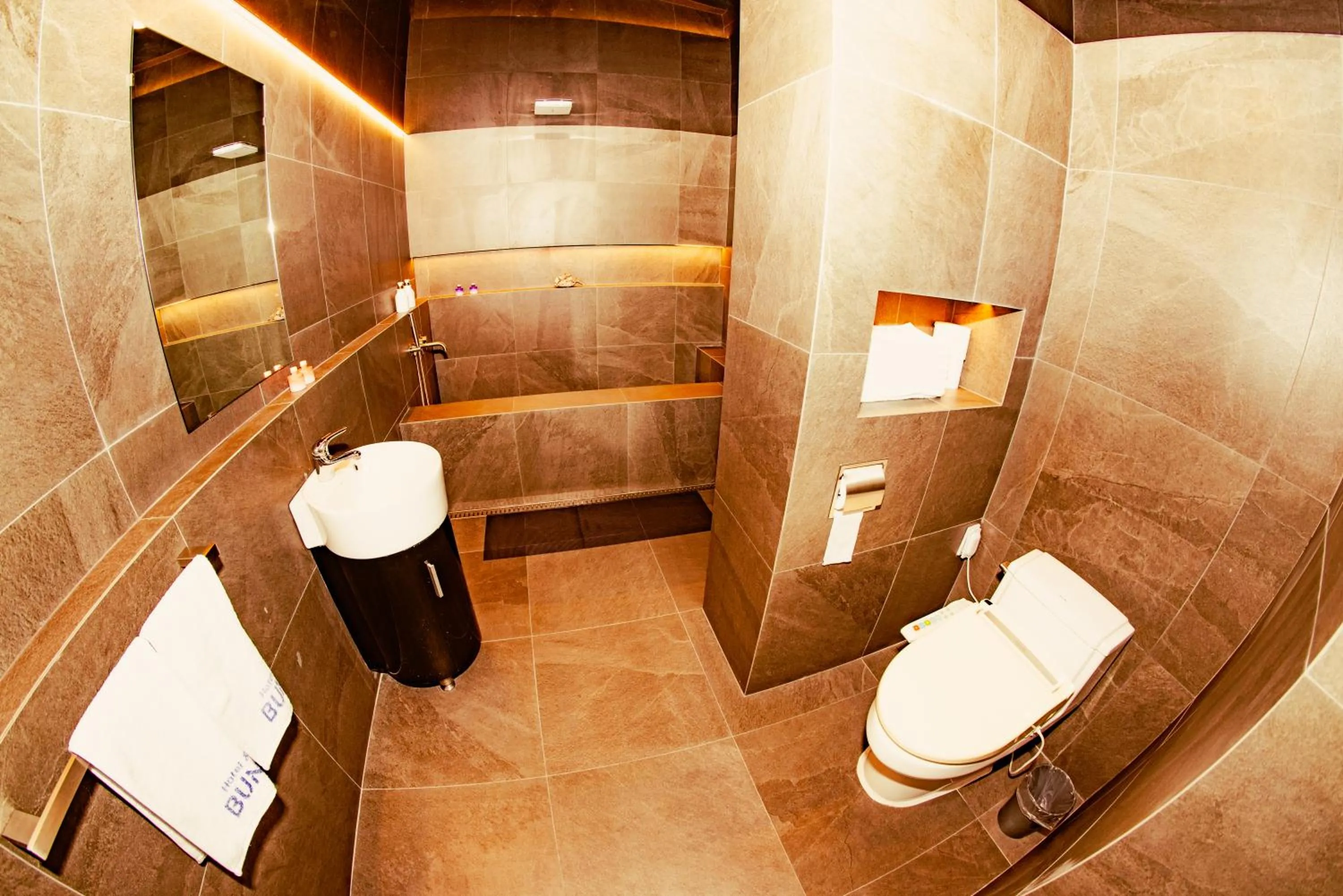 Jeju BunkerHotel&Resort