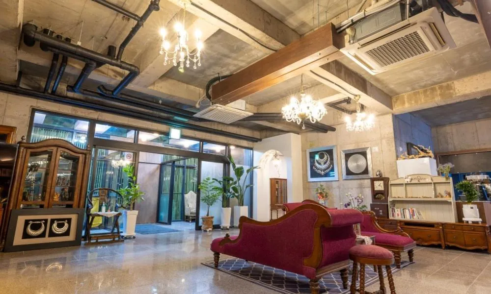 Jeju BunkerHotel&Resort