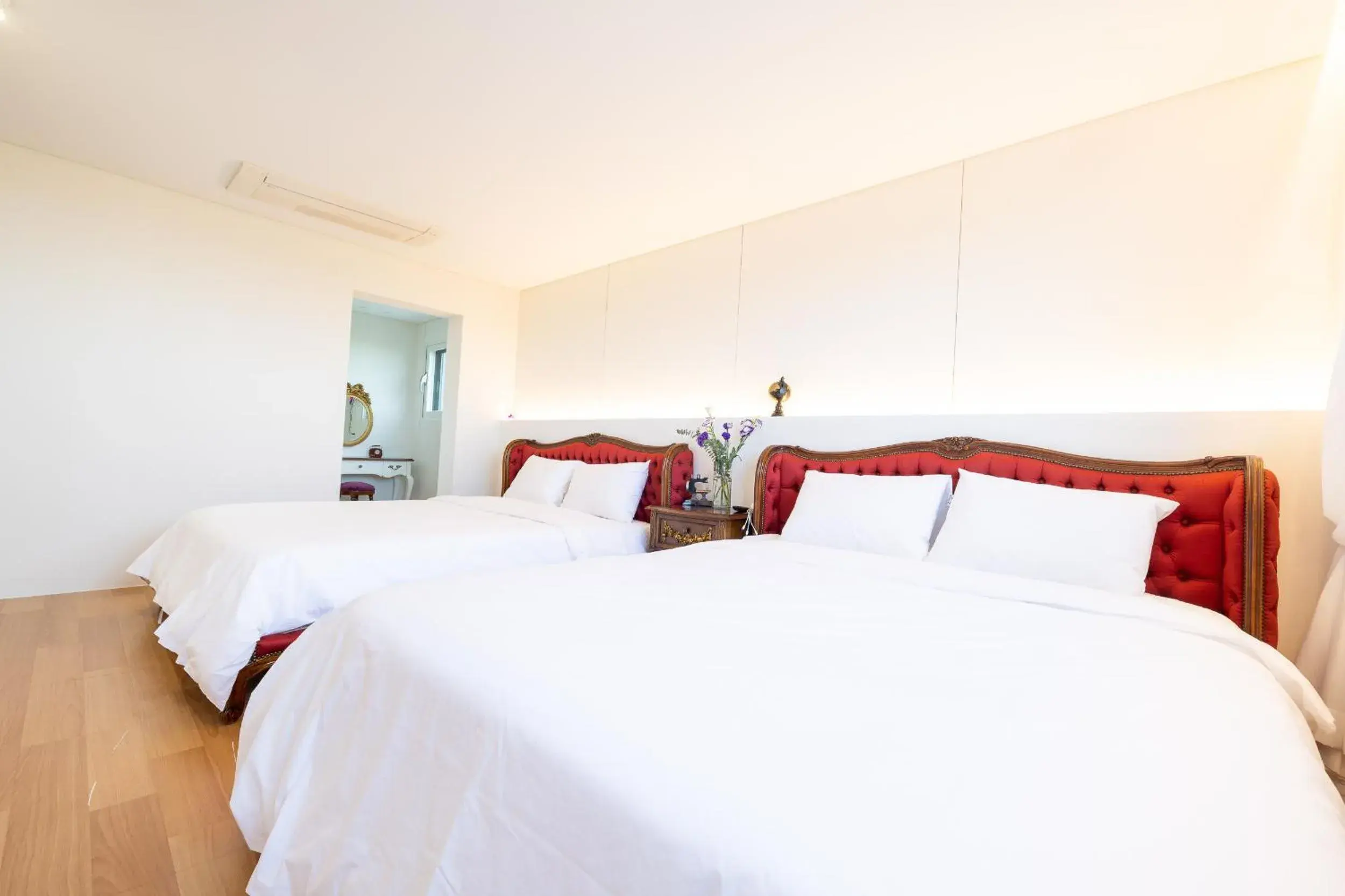 Bed in Jeju BunkerHotel&Resort Bed in Jeju BunkerHotel&Resort