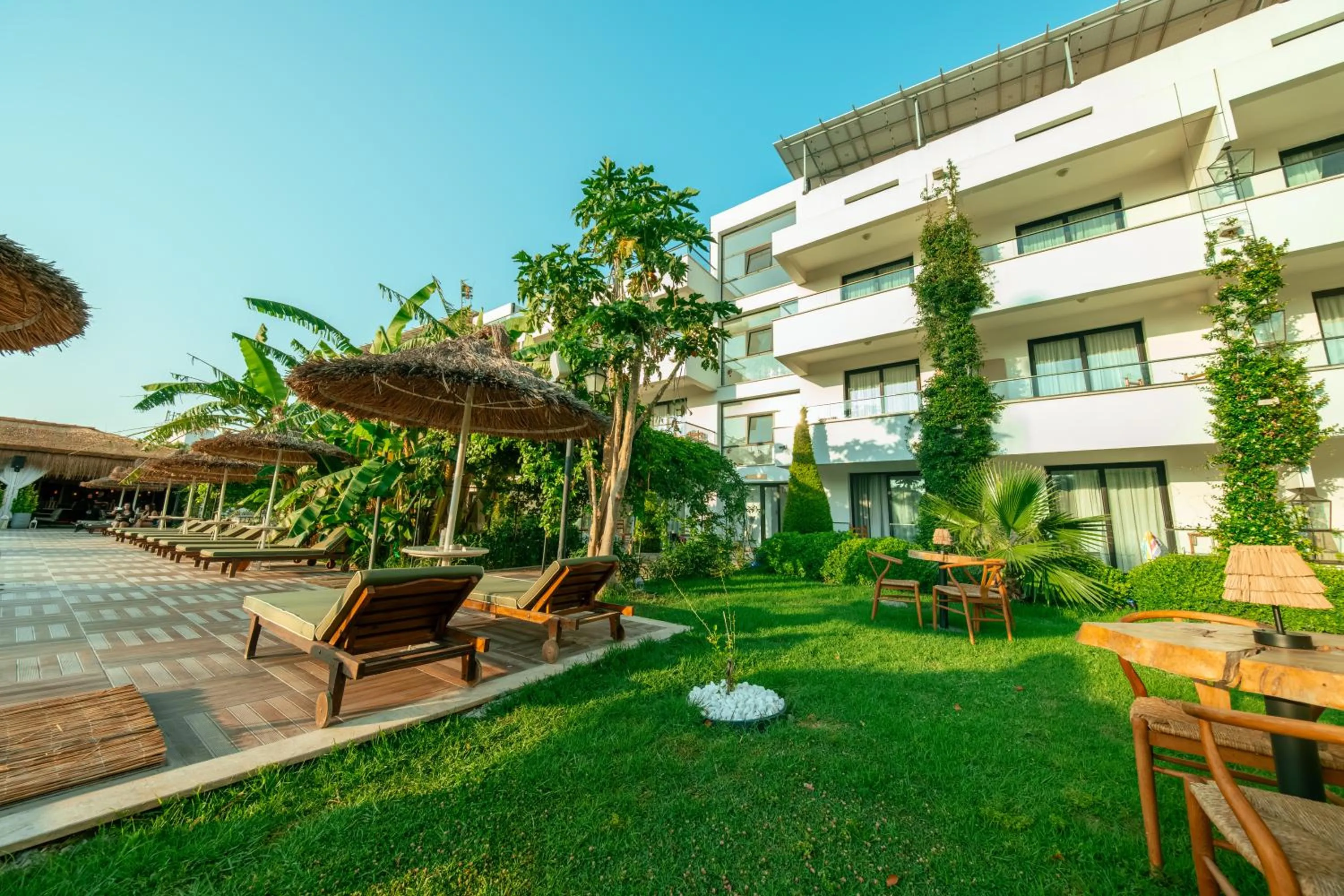 Property building in Palmonte Suites Hotel & SPA