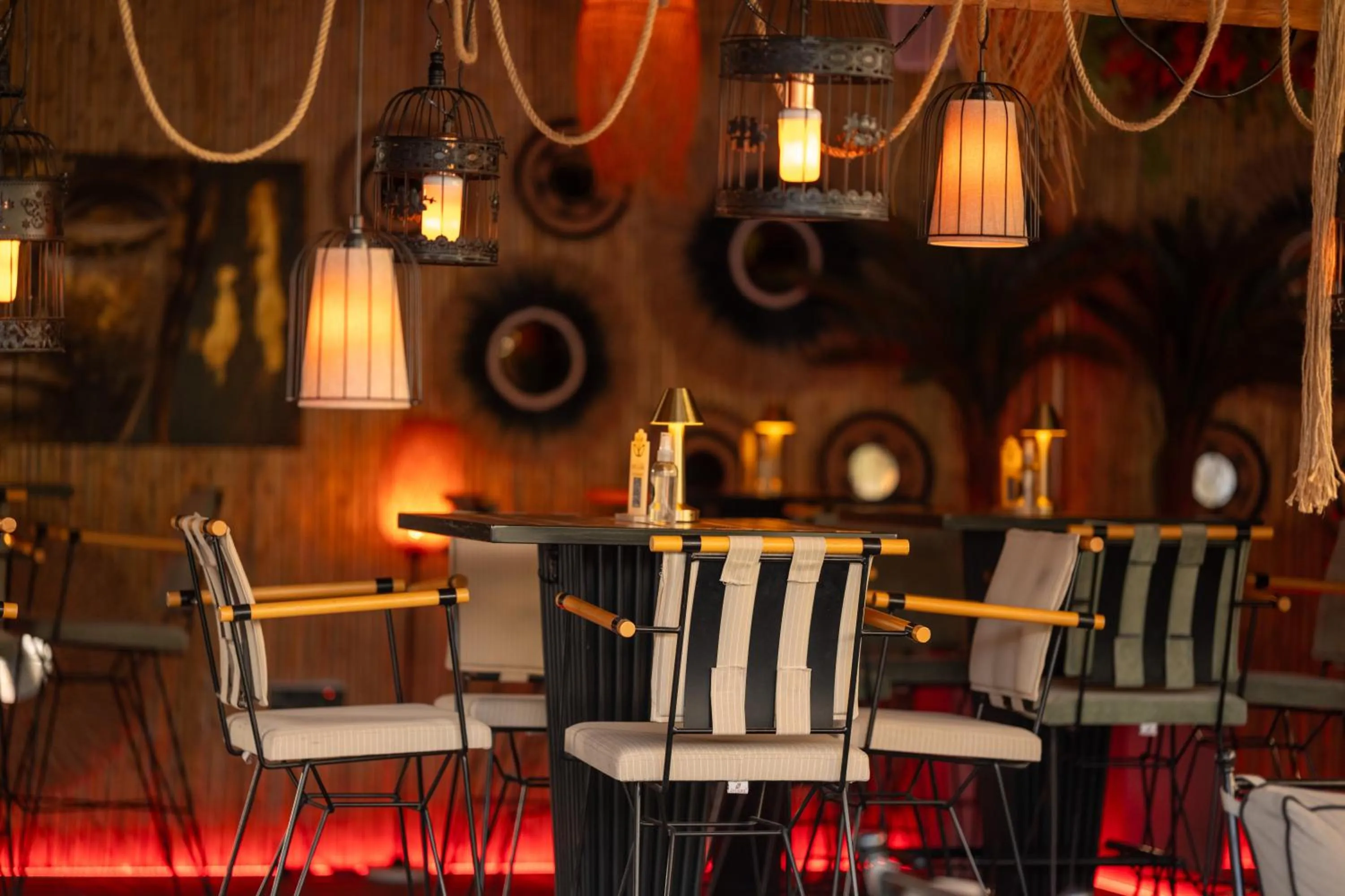 Restaurant/places to eat in Palmonte Suites Hotel & SPA