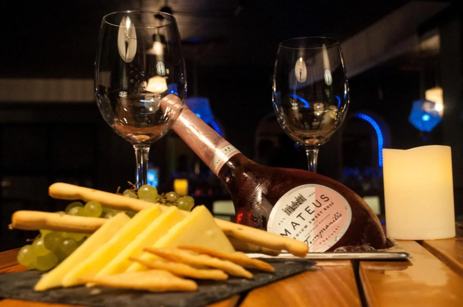 Restaurant/places to eat in Palmonte Suites Hotel & SPA