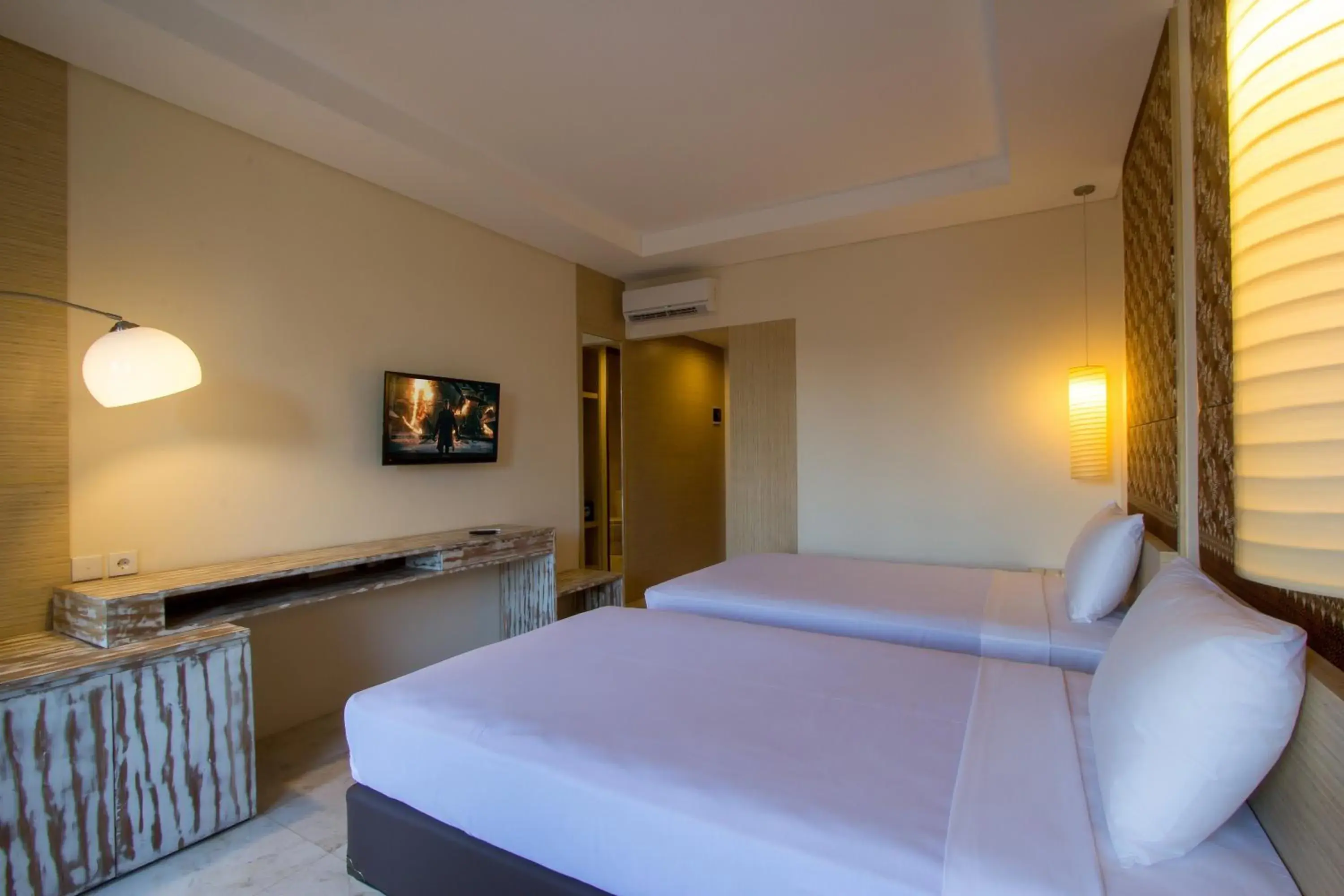 Photo of the whole room, Bed in M Suite Bali Photo of the whole room, Bed in M Suite Bali