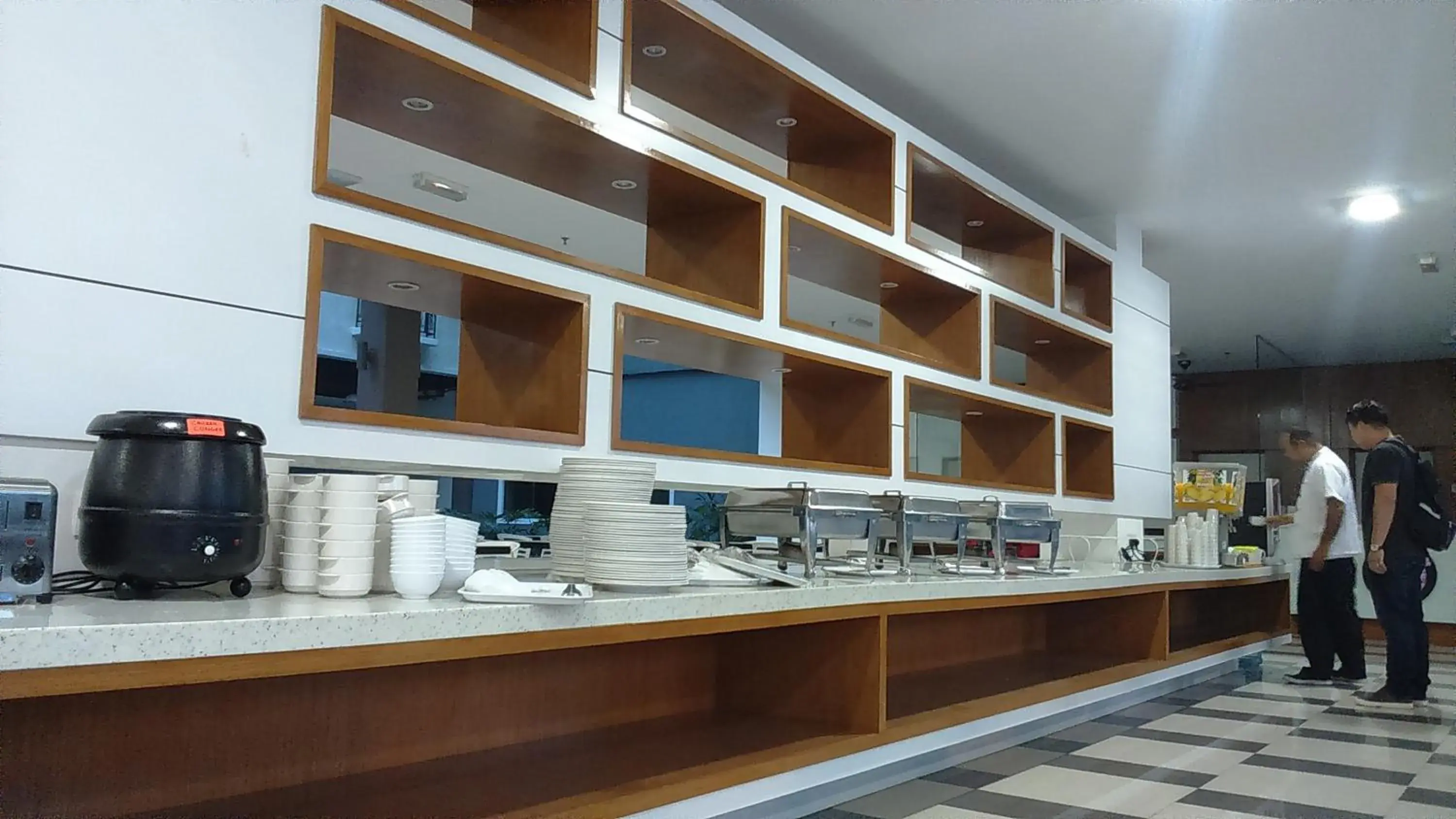 Restaurant/places to eat in Temasek Hotel Restaurant/places to eat in Temasek Hotel