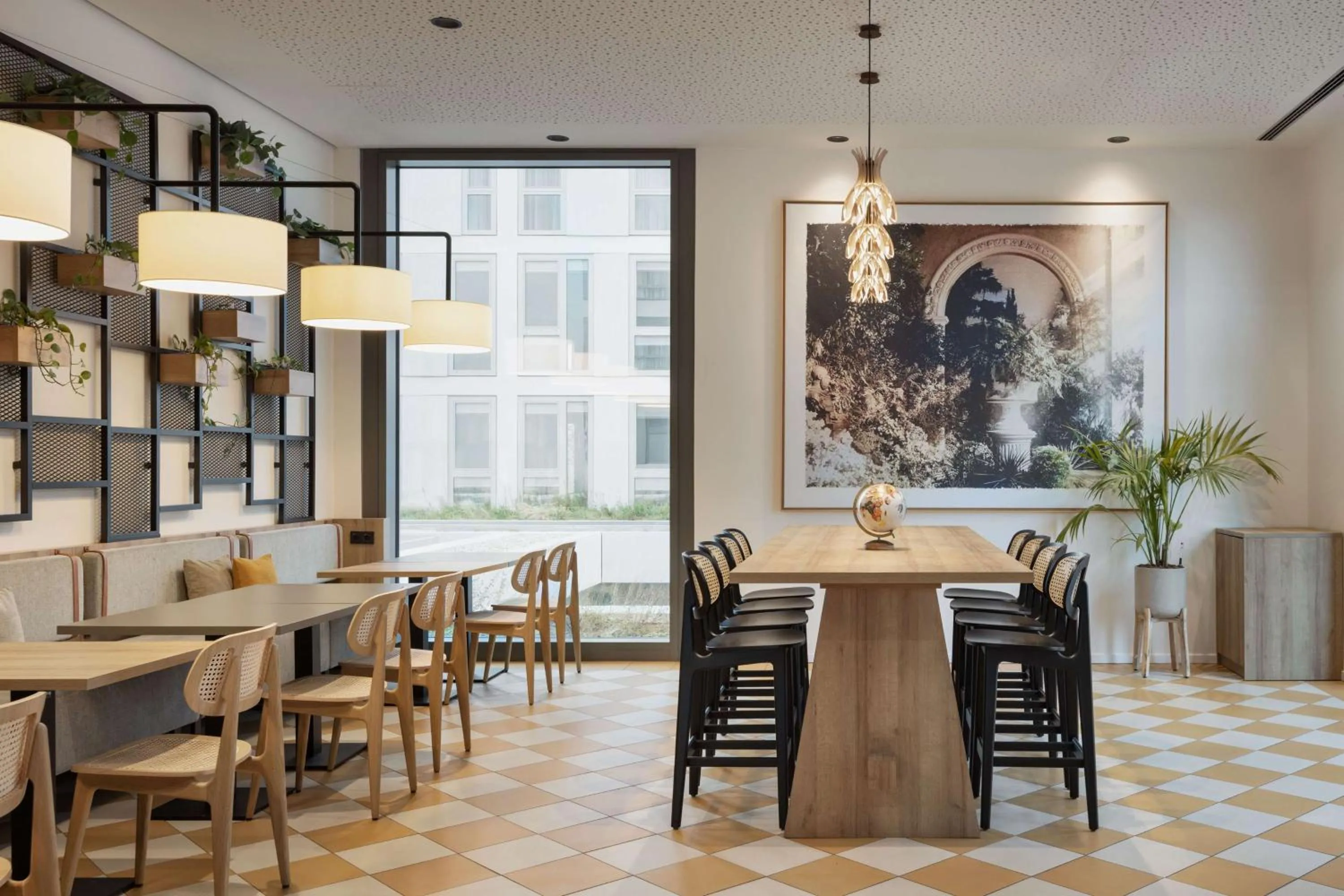 Restaurant/places to eat in Spark by Hilton Vienna Donaustadt