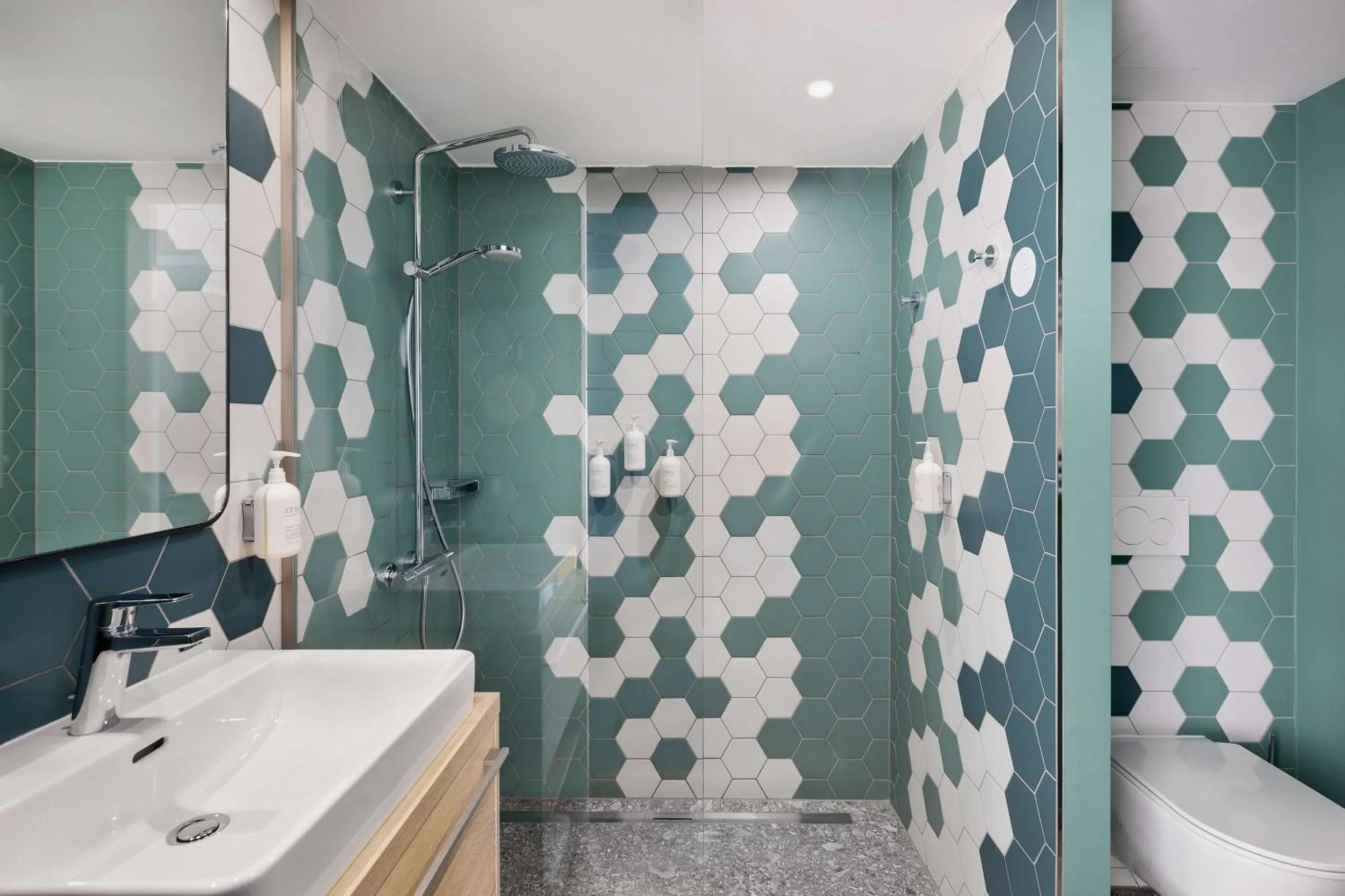 Bathroom in Spark by Hilton Vienna Donaustadt