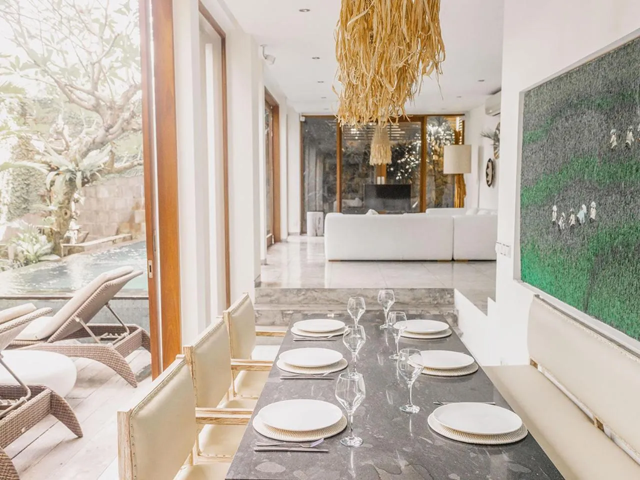 Dining area in AB Villa & Apartments