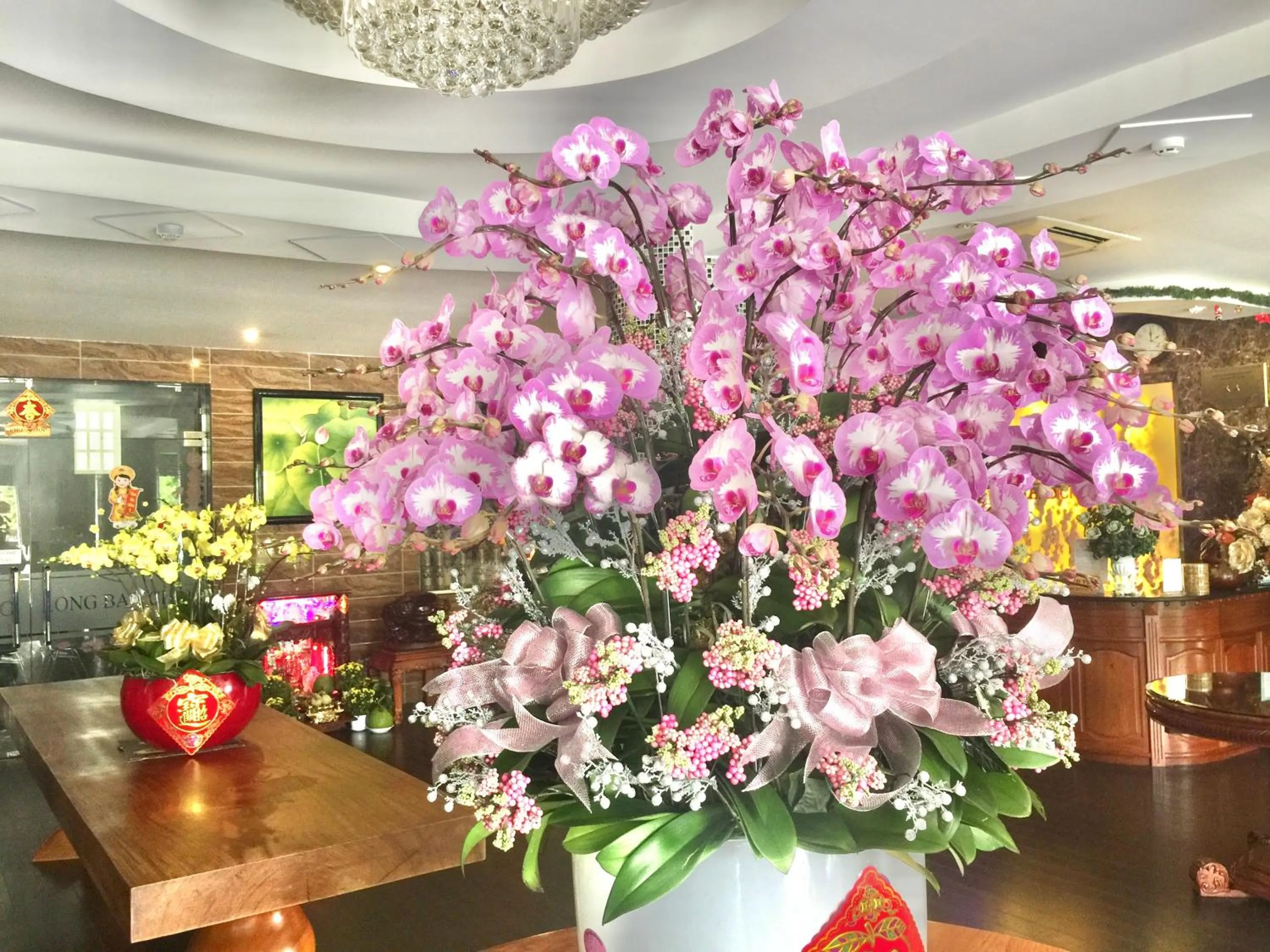 Restaurant/places to eat in Long Bao Chau Hotel