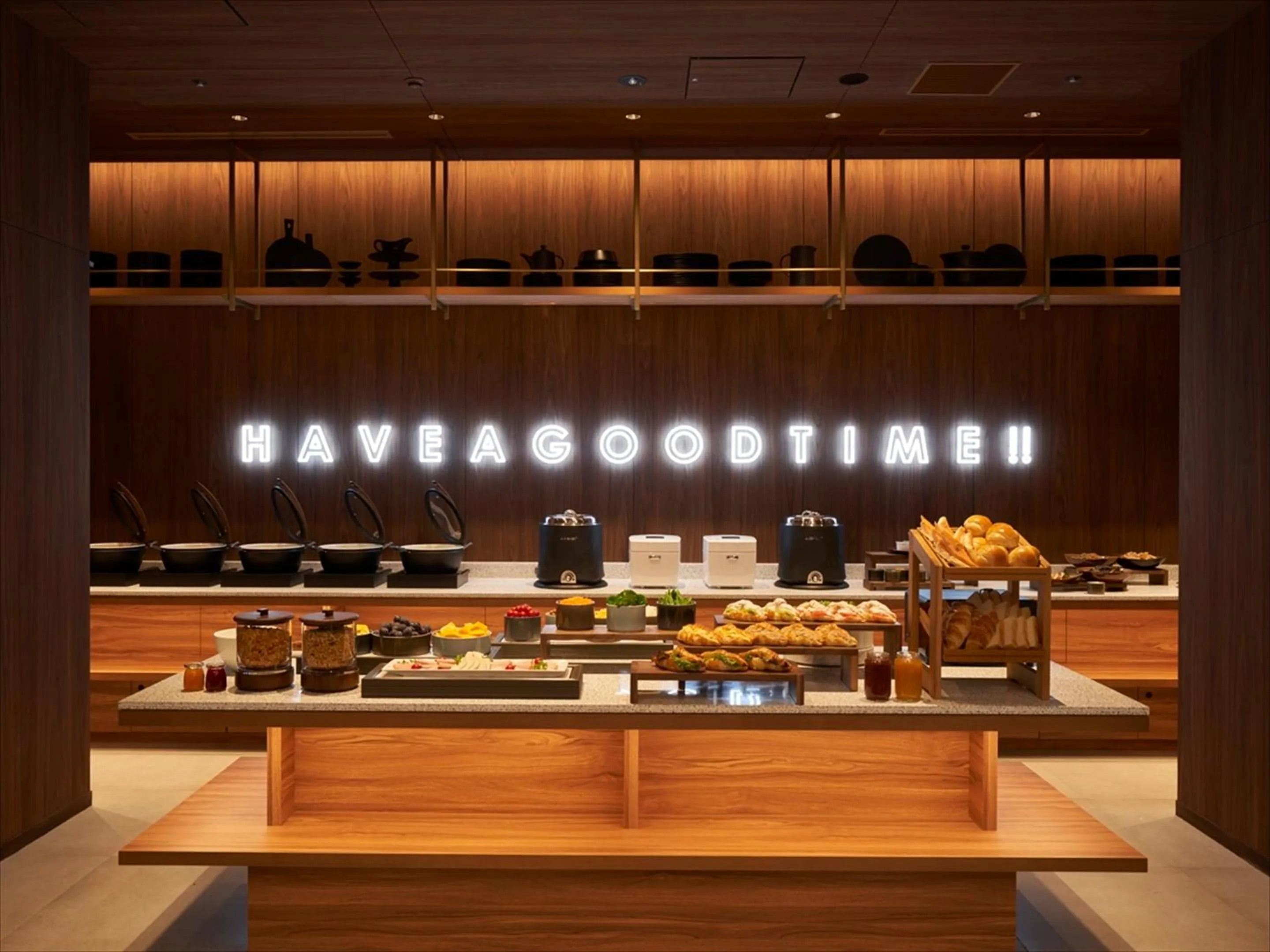 Restaurant/places to eat in CROSS Life Hakata Tenjin