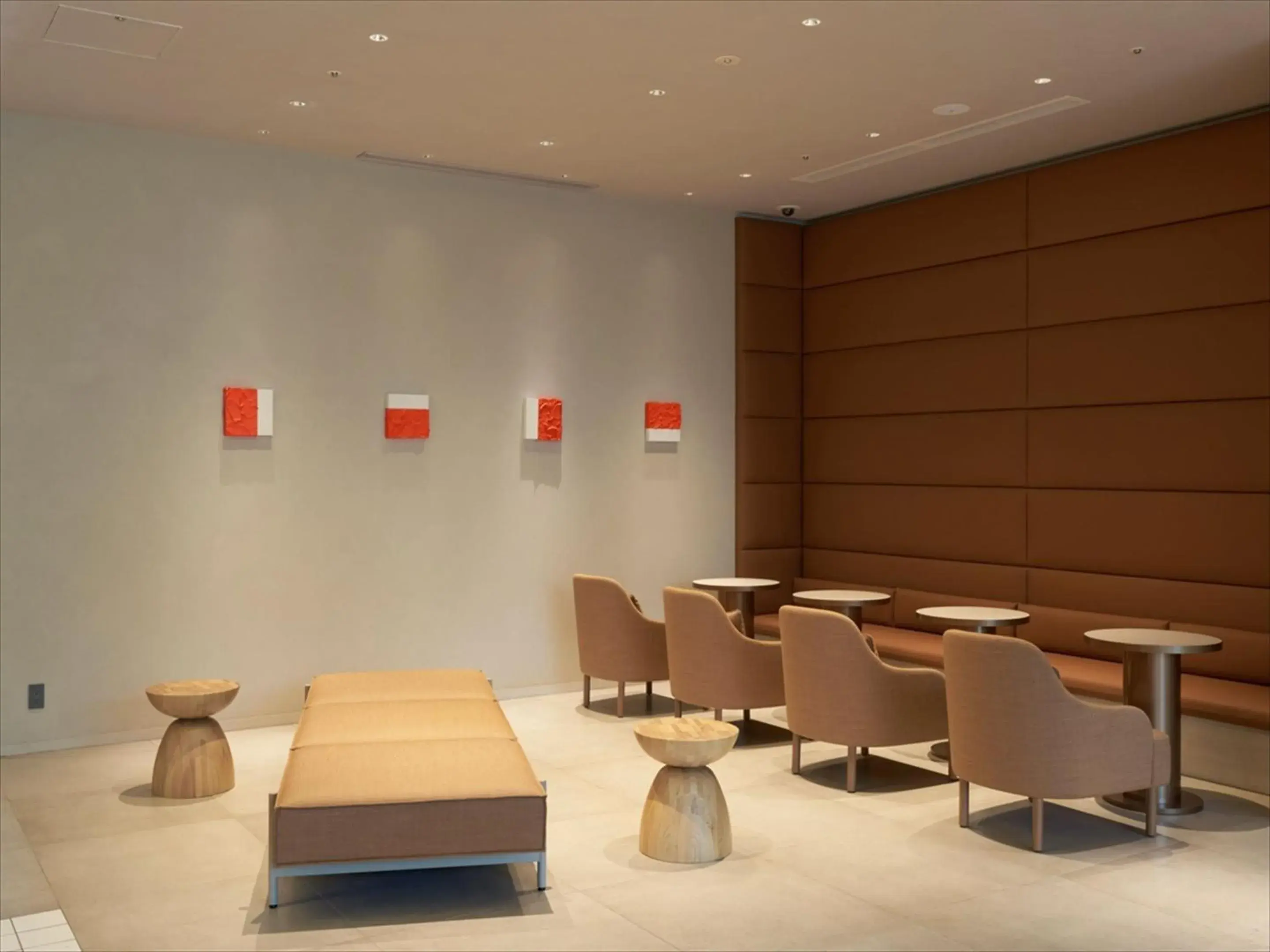 Lobby or reception in CROSS Life Hakata Tenjin Lobby or reception in CROSS Life Hakata Tenjin