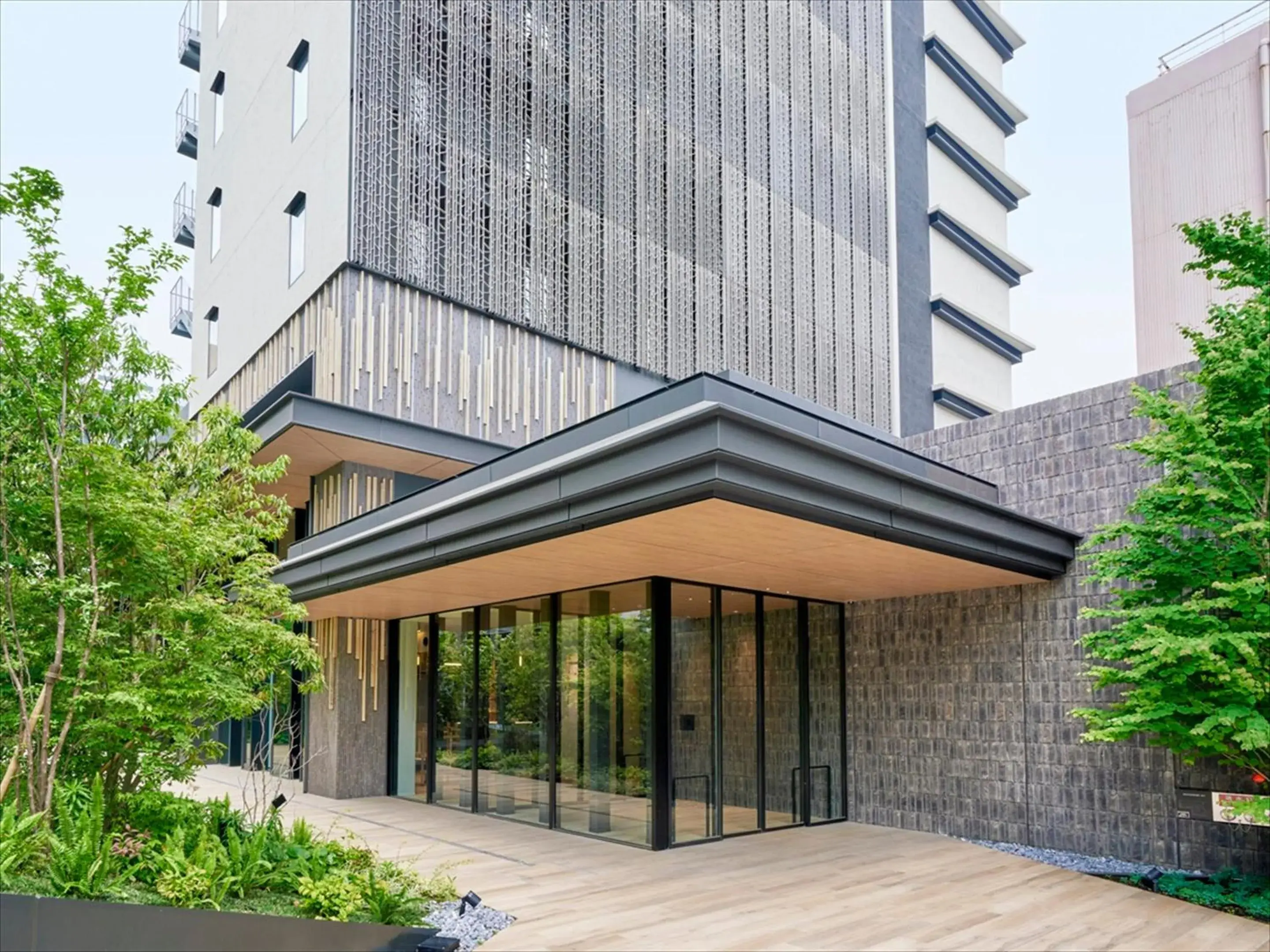 Property building in CROSS Life Hakata Tenjin Property building in CROSS Life Hakata Tenjin