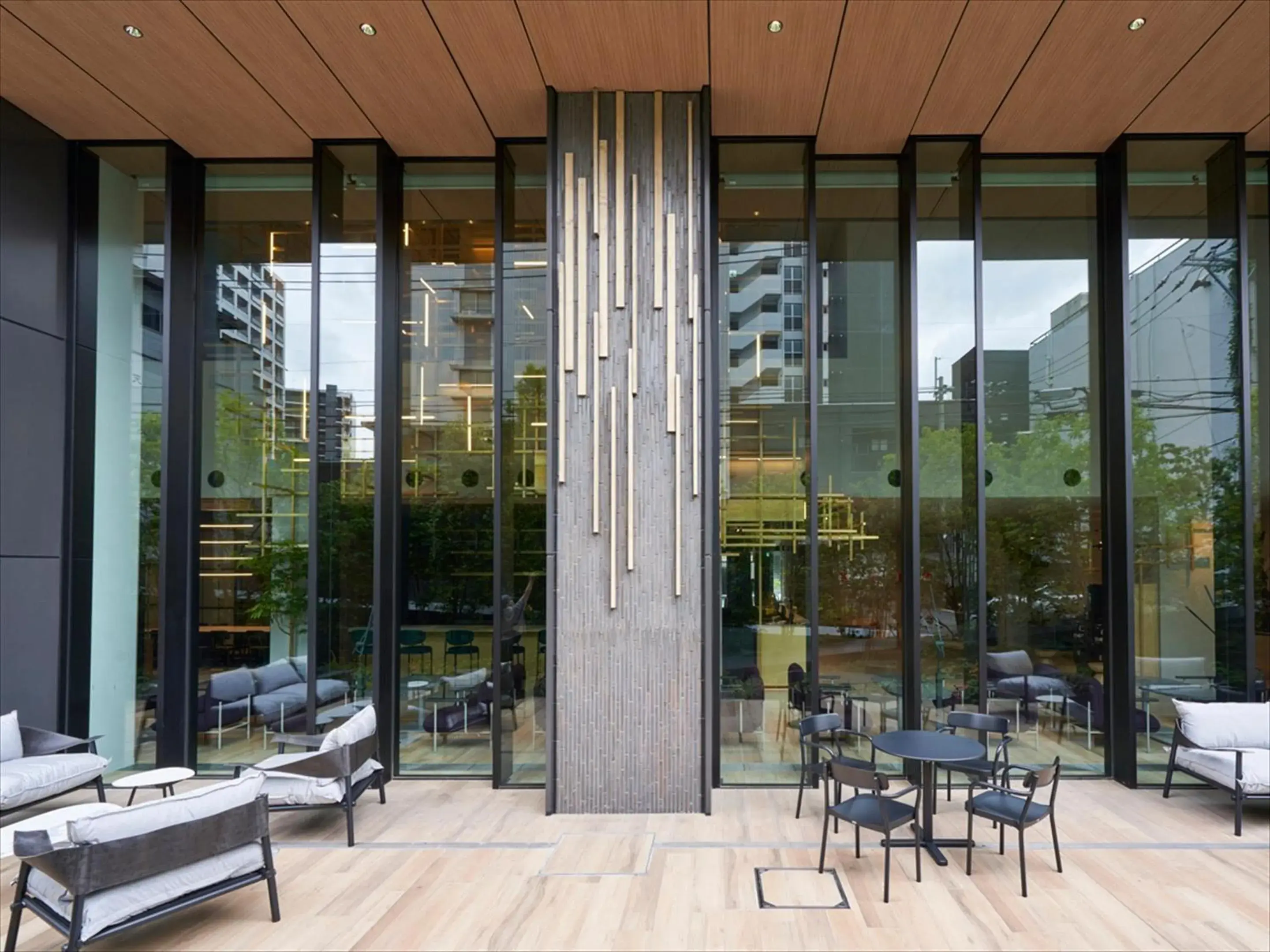 Restaurant/places to eat in CROSS Life Hakata Tenjin Restaurant/places to eat in CROSS Life Hakata Tenjin