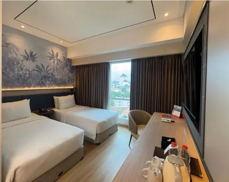 Bedroom, Bed in Swiss-Belinn Malang Bedroom, Bed in Swiss-Belinn Malang