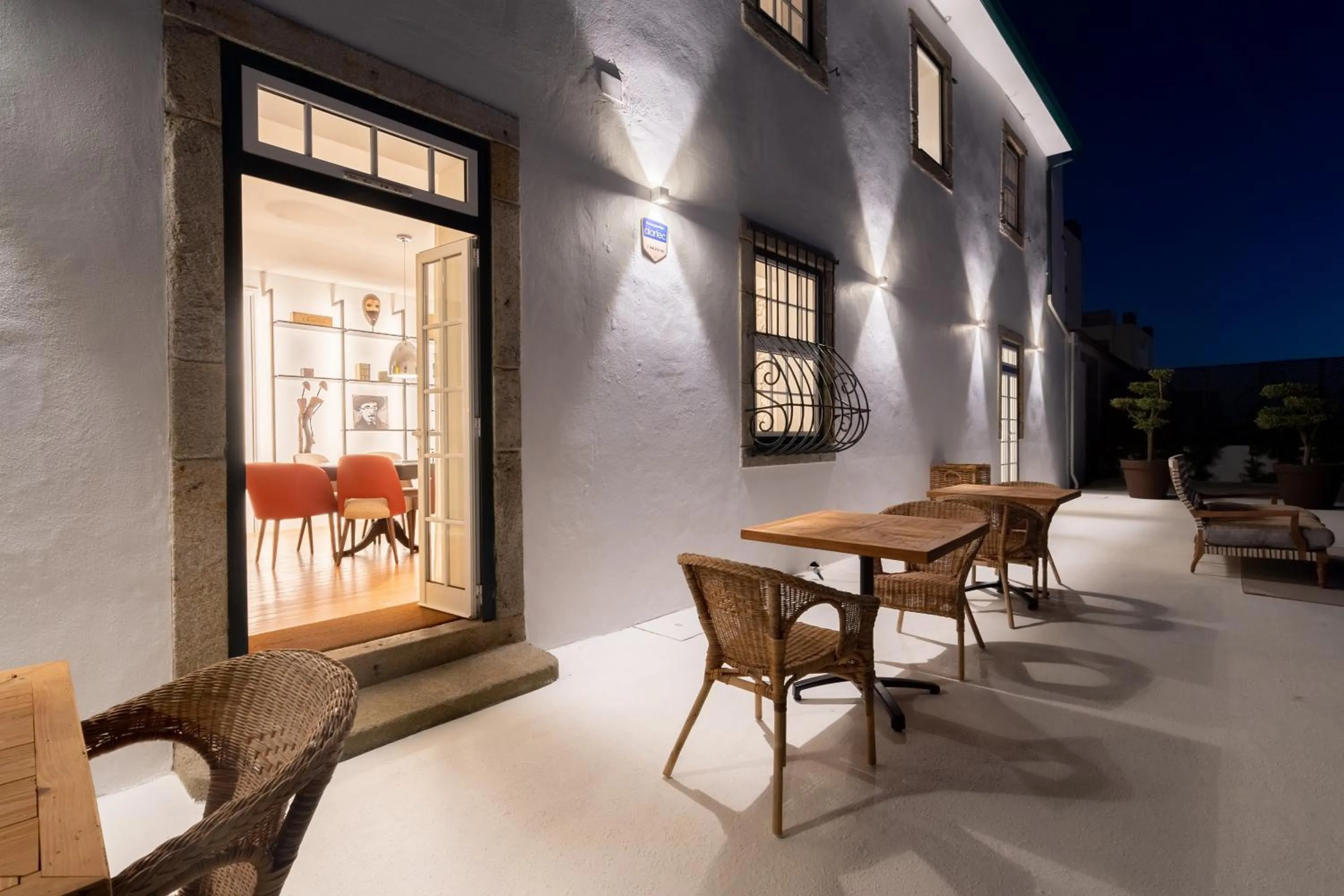 Night in FONTE SANTA Manor House