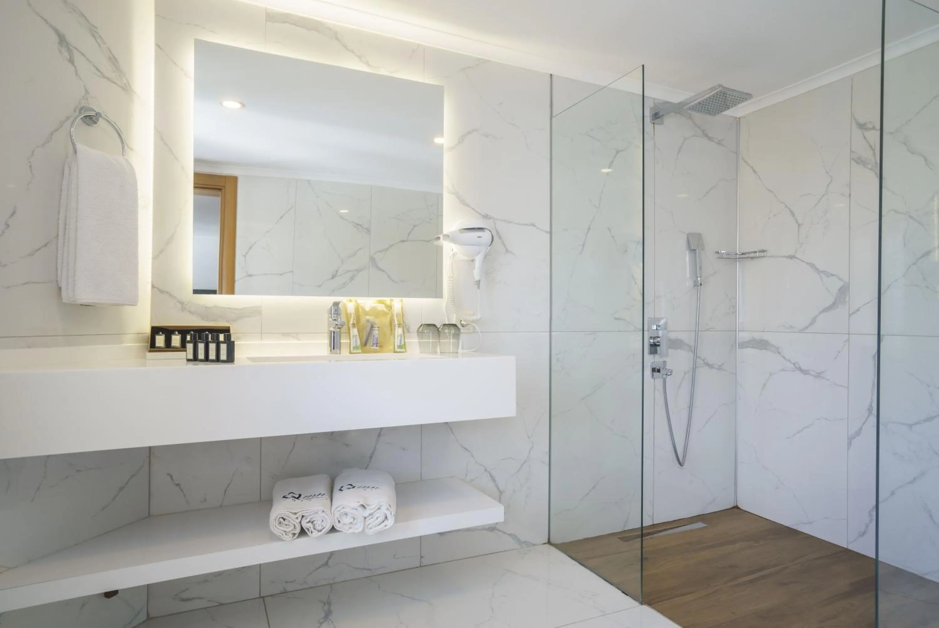 Bathroom in Qinn Hotel