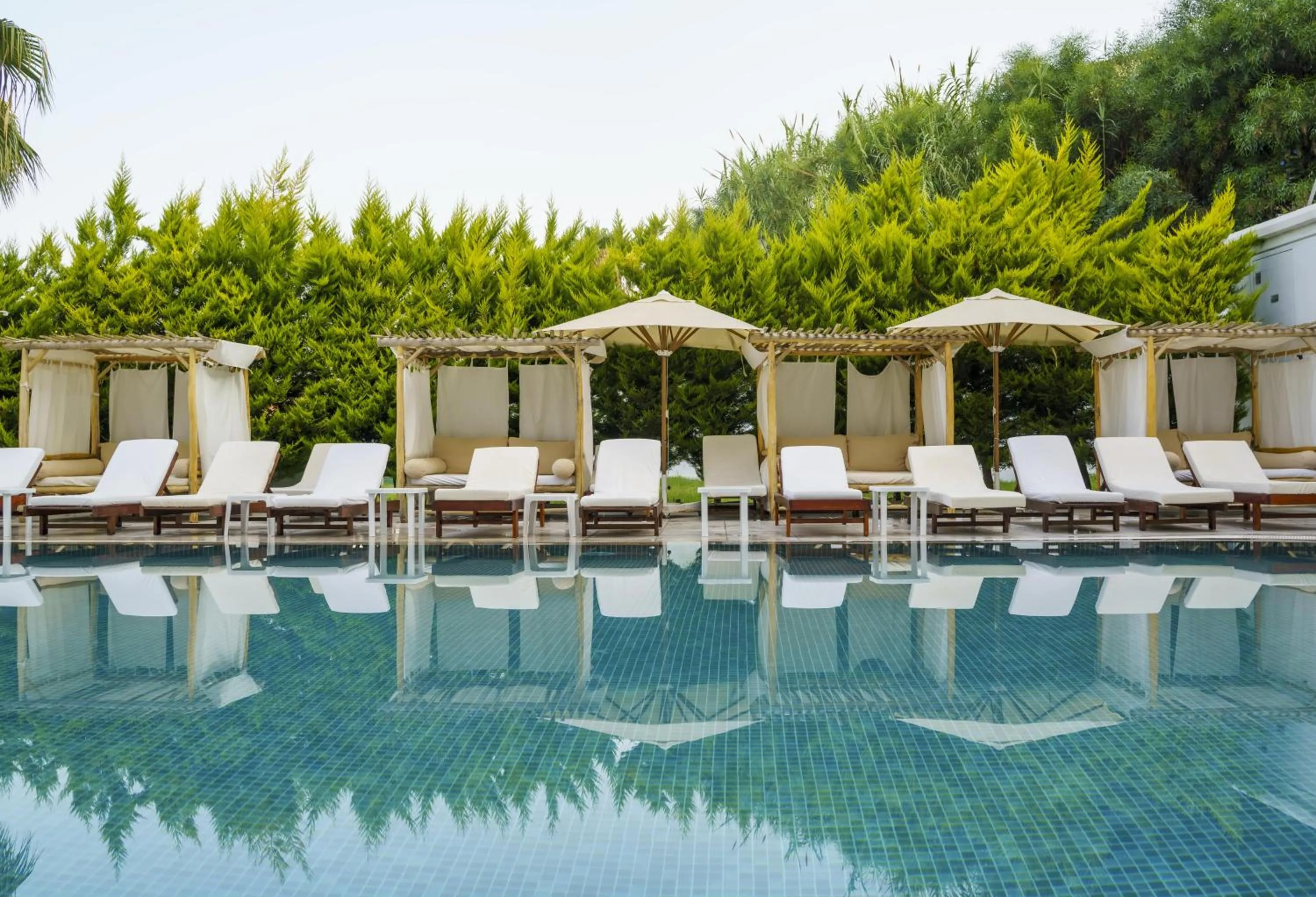 Pool view in Qinn Hotel