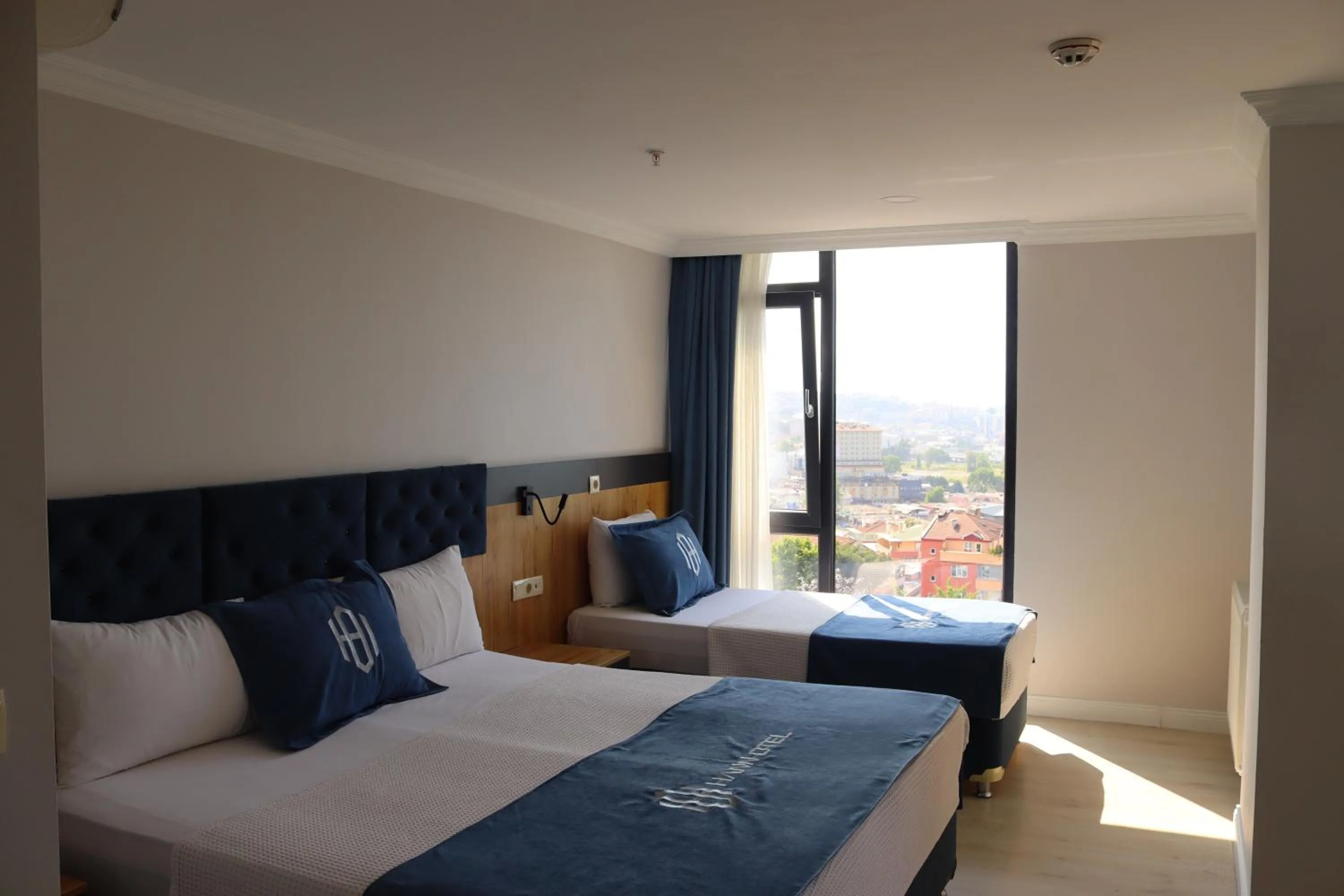 Triple Room with Sea View - single occupancy in HANN OTEL