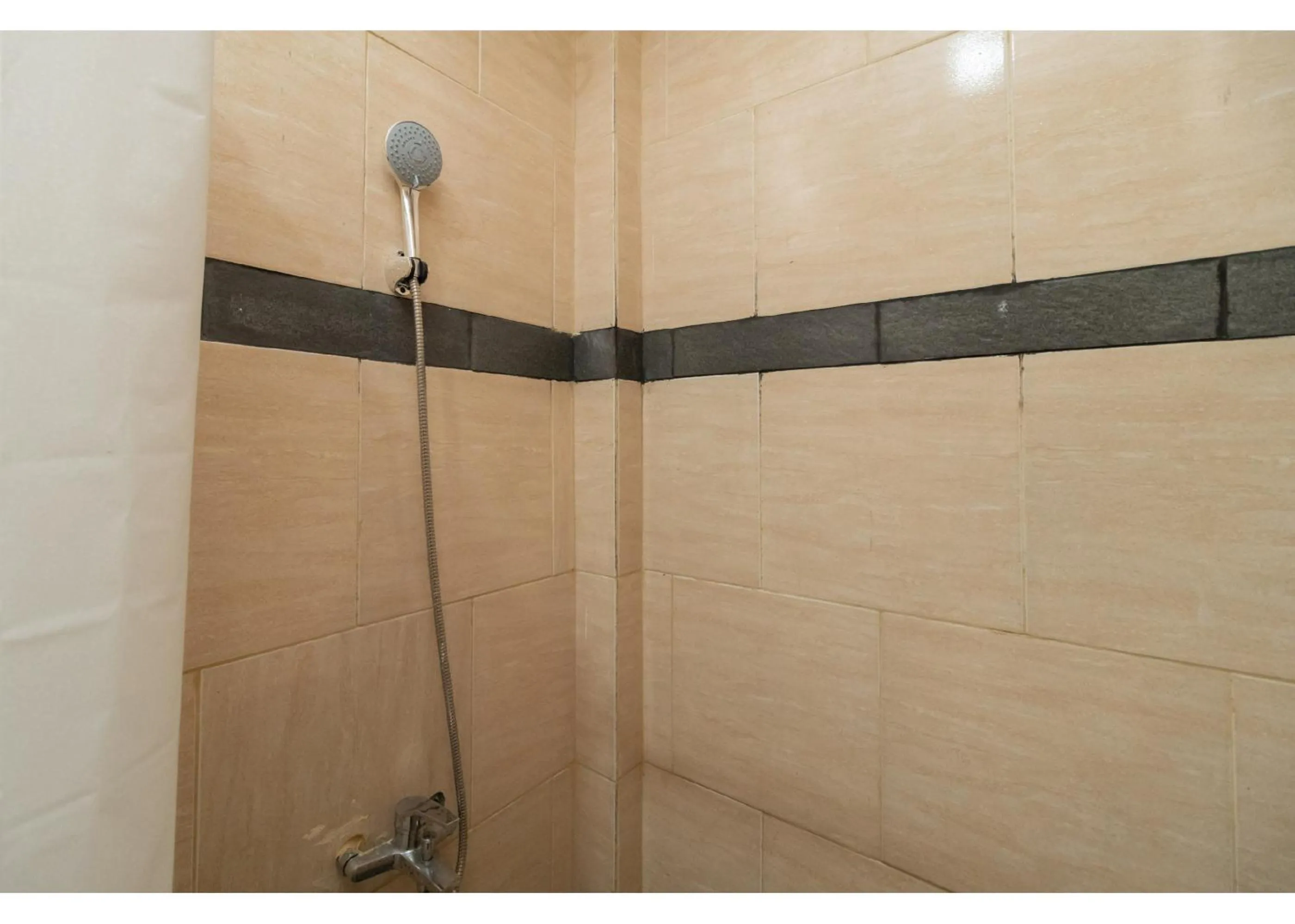 RedDoorz @ Jalan Srikandi Pekanbaru