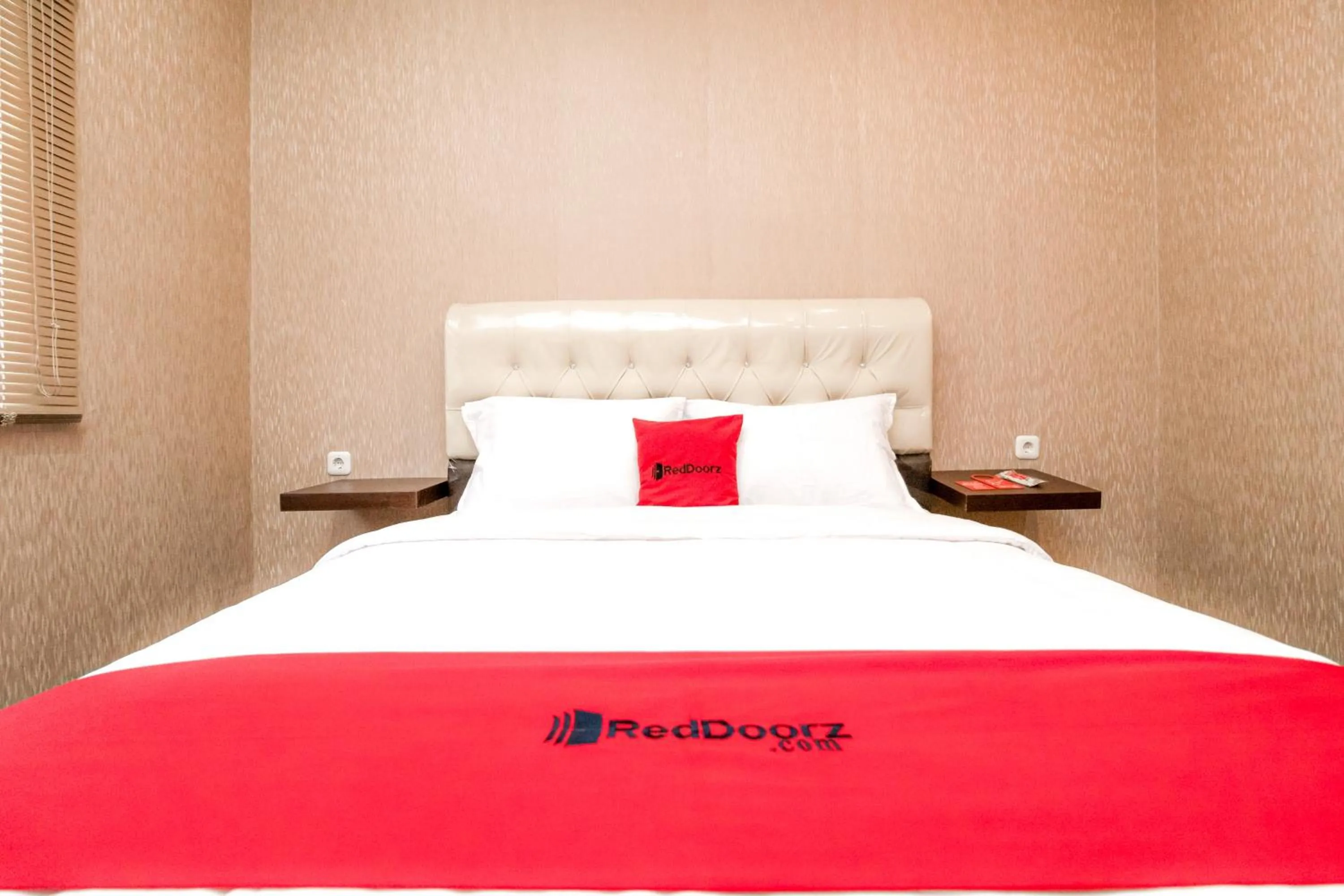 Bedroom, Bed in RedDoorz @ Jalan Srikandi Pekanbaru