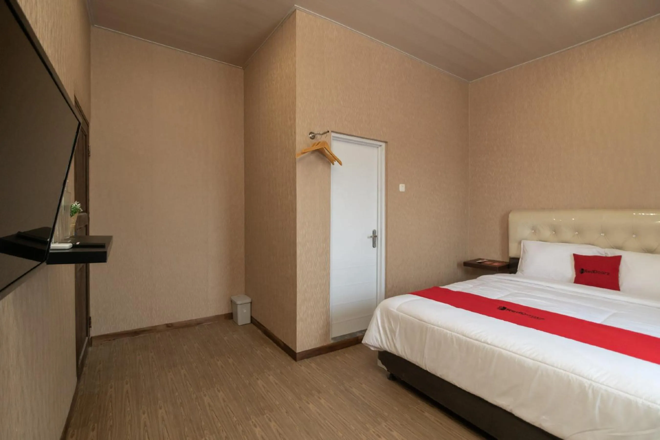 Bed in RedDoorz @ Jalan Srikandi Pekanbaru