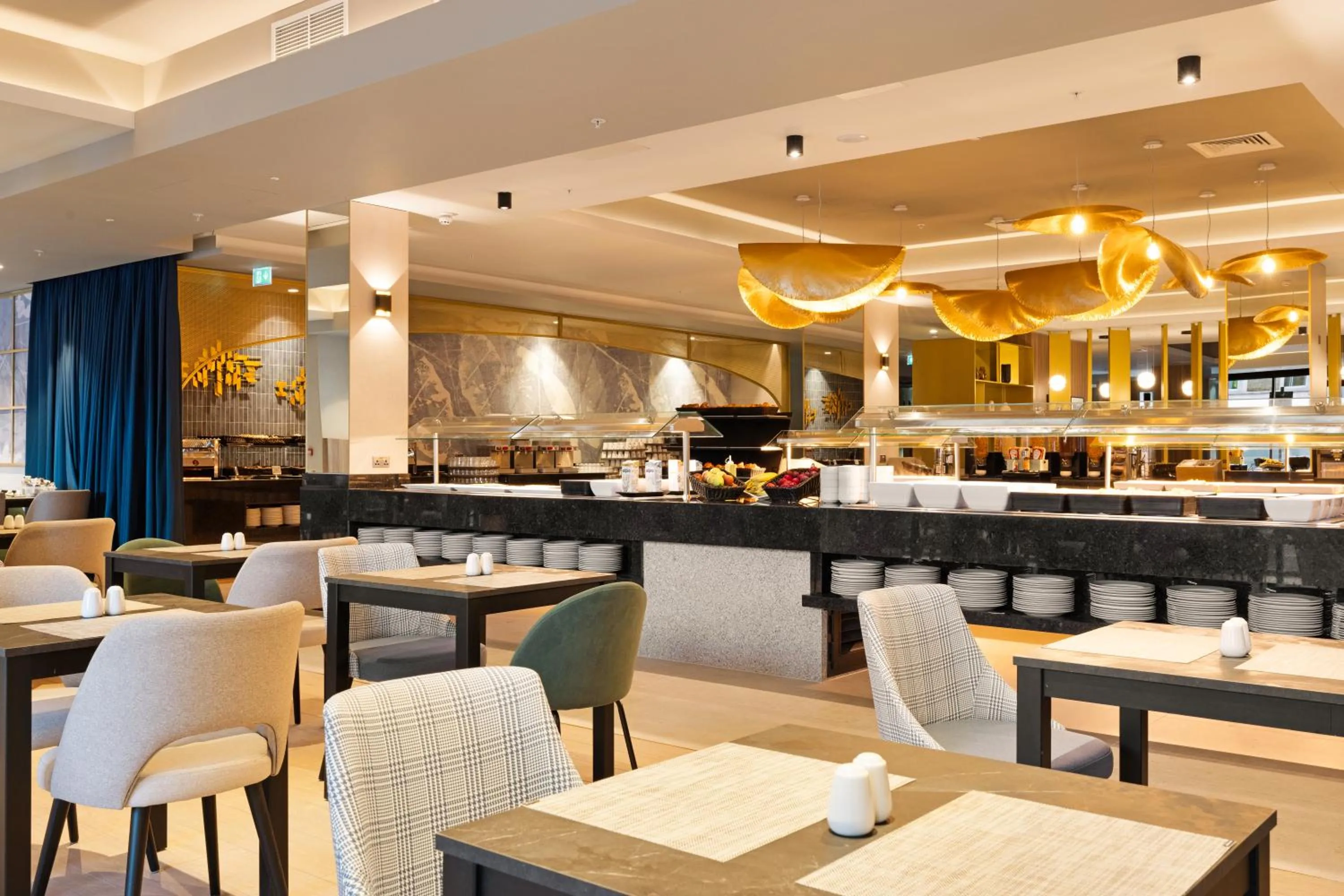 Restaurant/places to eat in Riu Plaza London Victoria