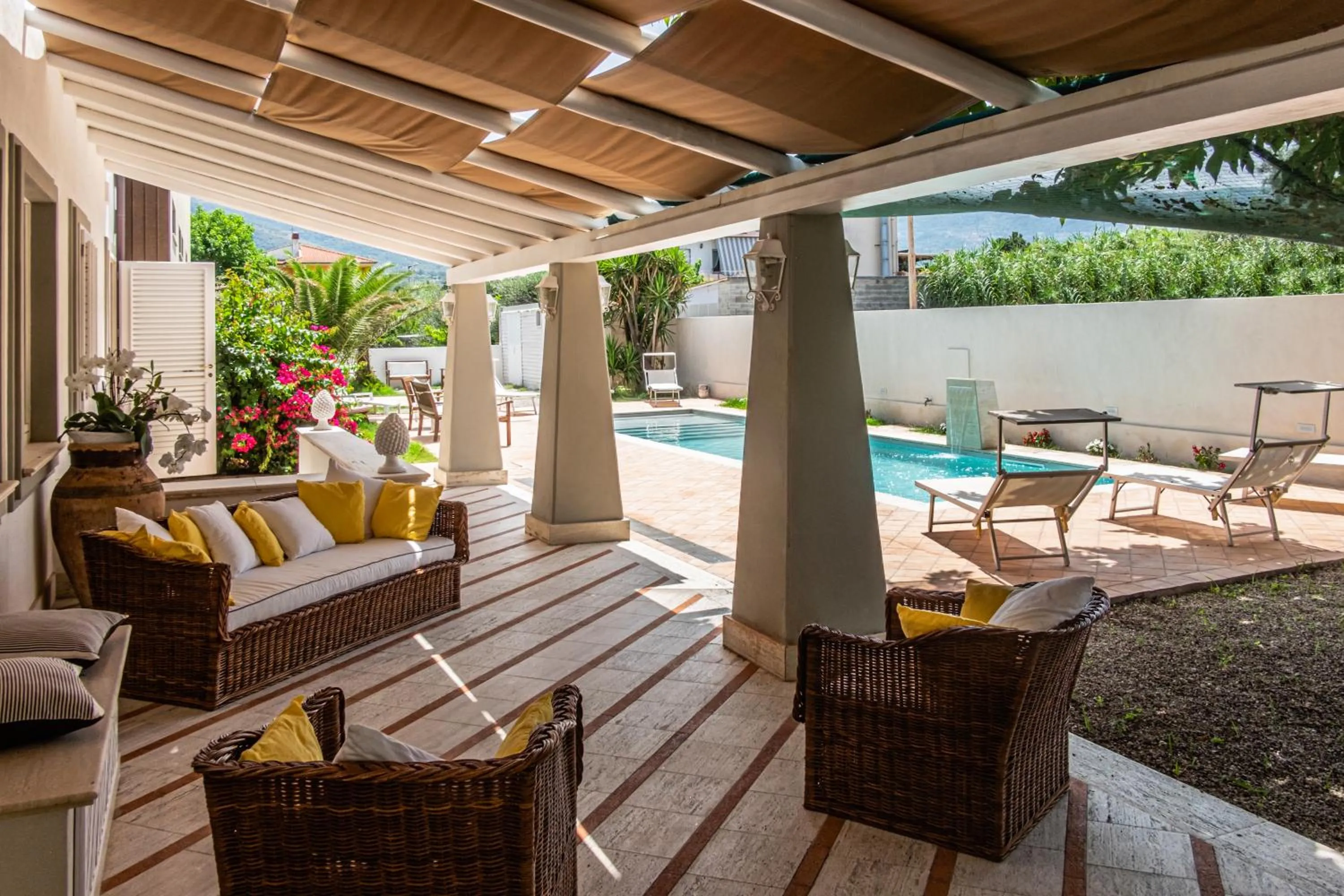 Patio in Villa Mancuso De Gaetani & SPA