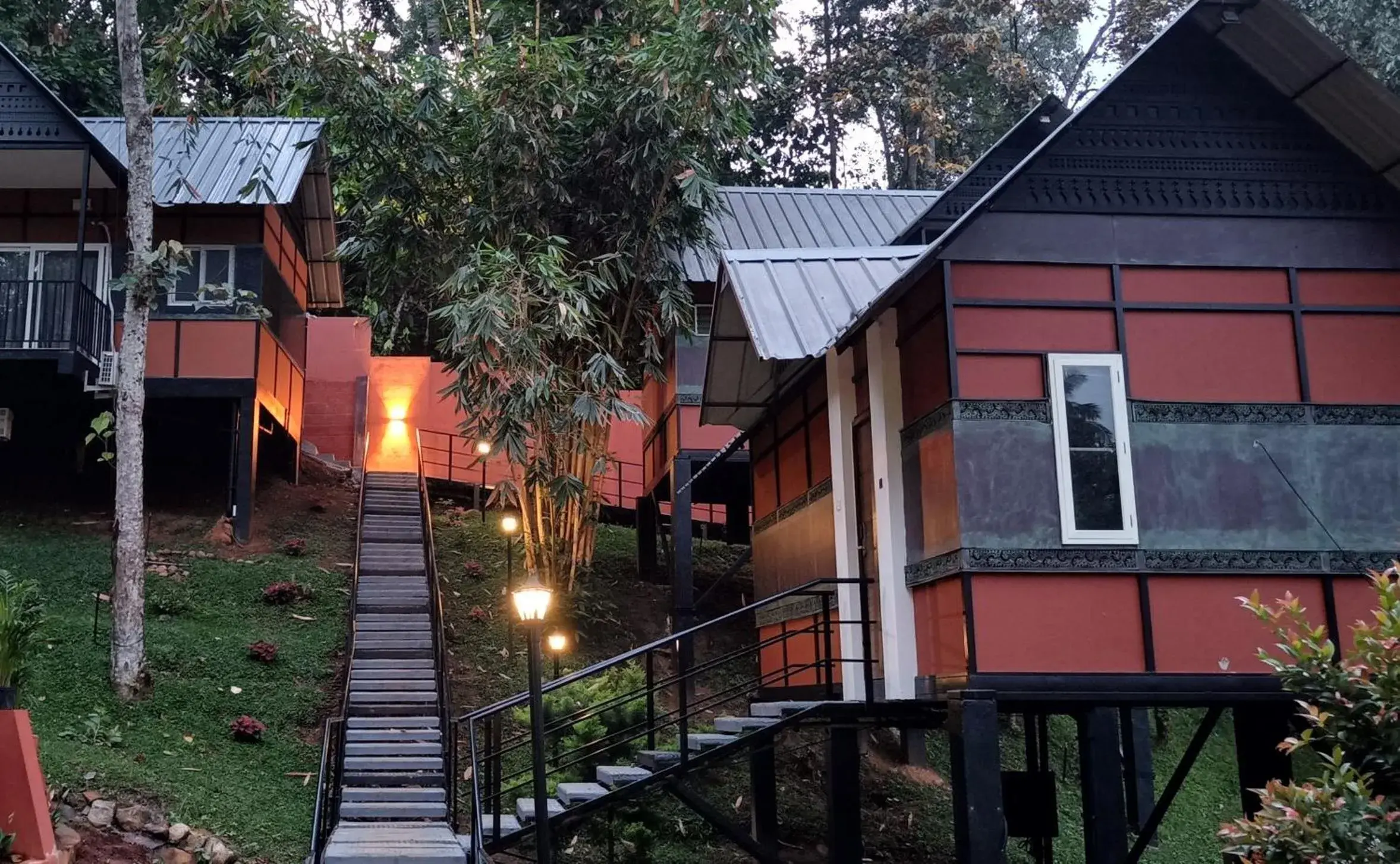 Property building in Santhi Hill View Resort Property building in Santhi Hill View Resort