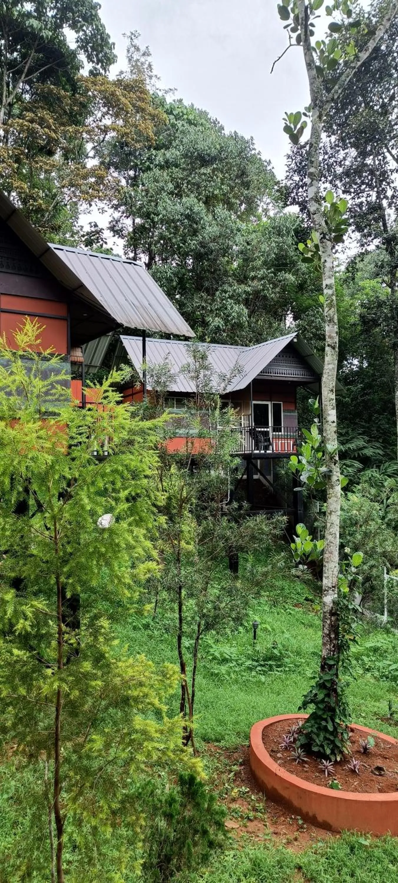 Property building in Santhi Hill View Resort