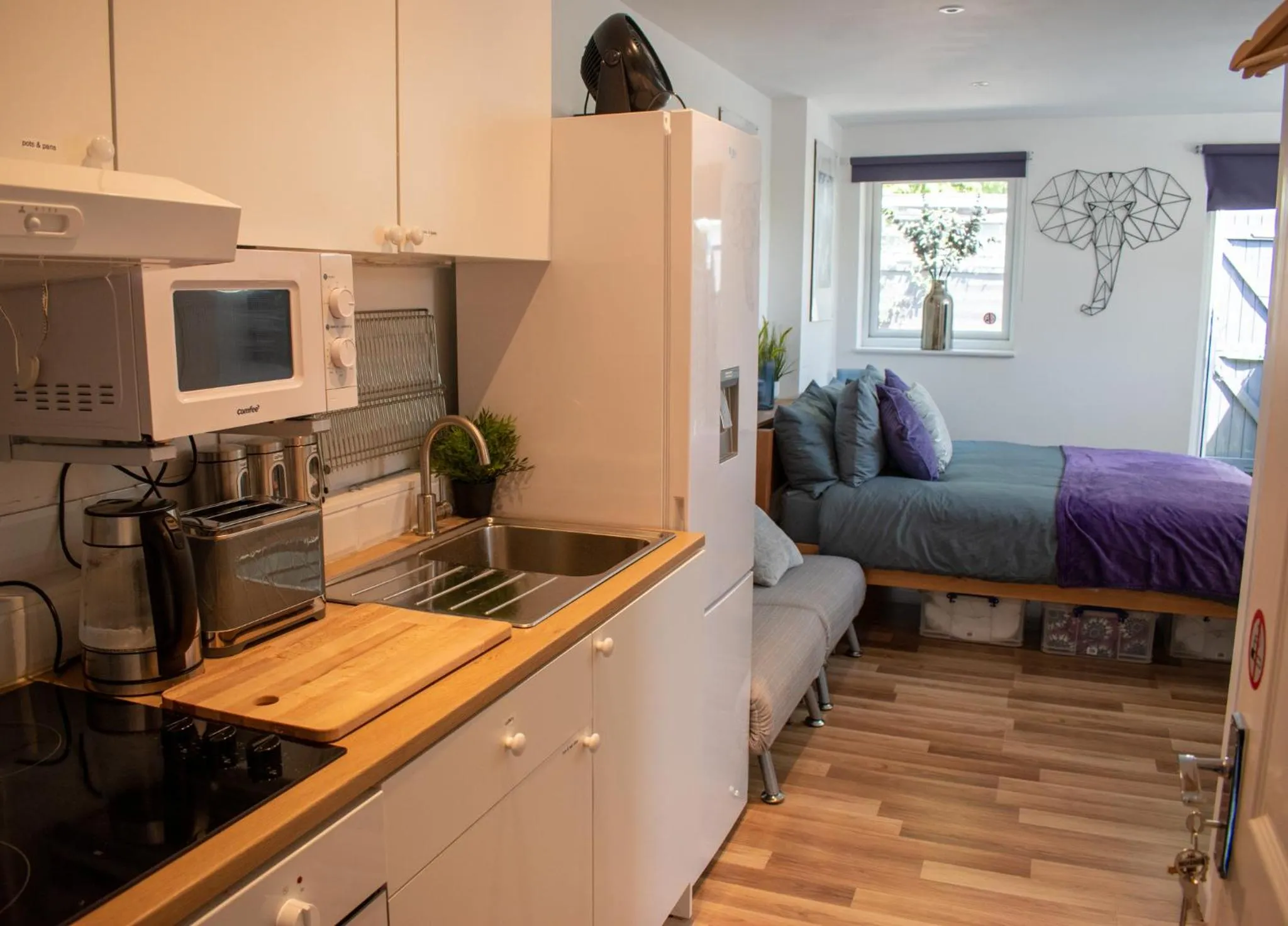 Kitchen or kitchenette in 121 Studio