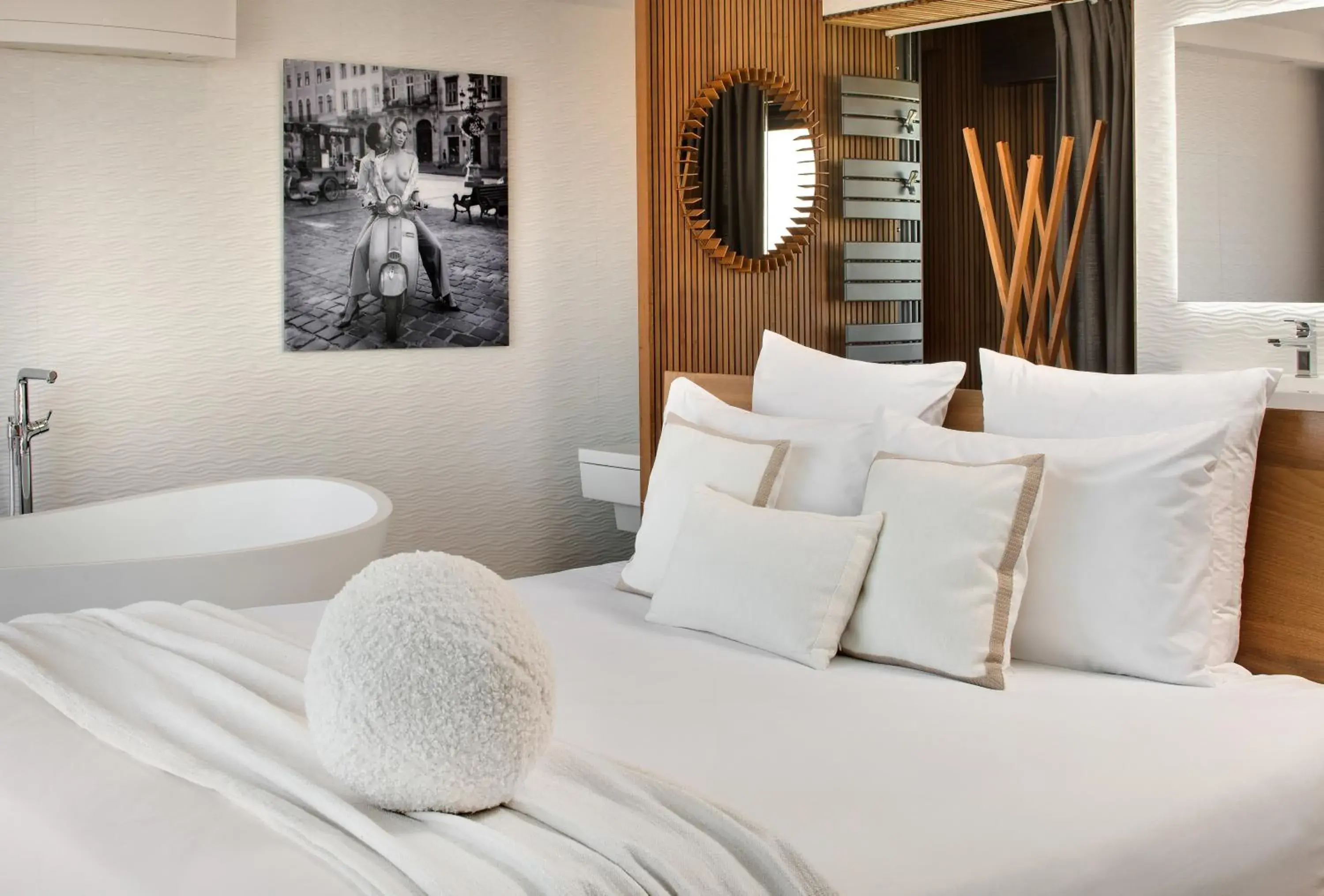 Bed in Villa Miramar Frontignan Bed in Villa Miramar Frontignan