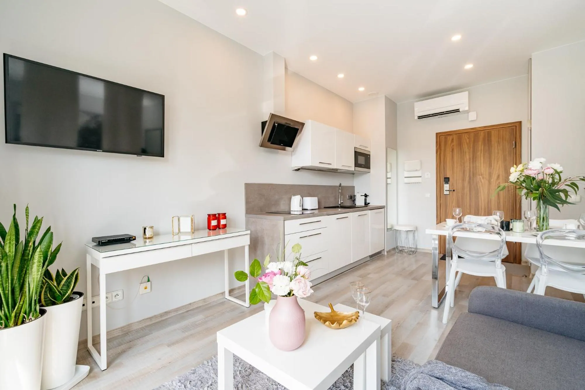 Kitchen or kitchenette in Bright Apartments - LoftAffair