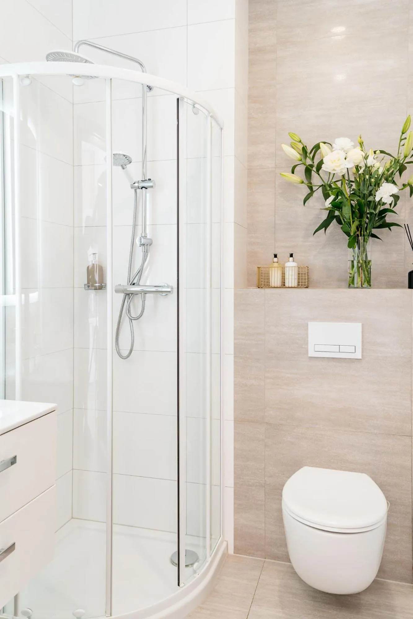 Bathroom in Bright Apartments - LoftAffair