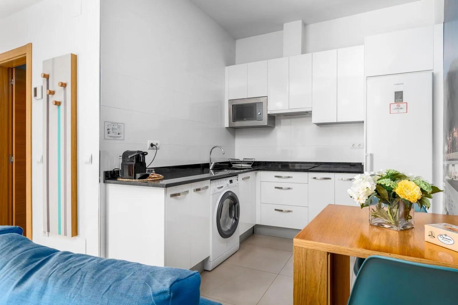 Kitchen or kitchenette in Suites Del Pintor