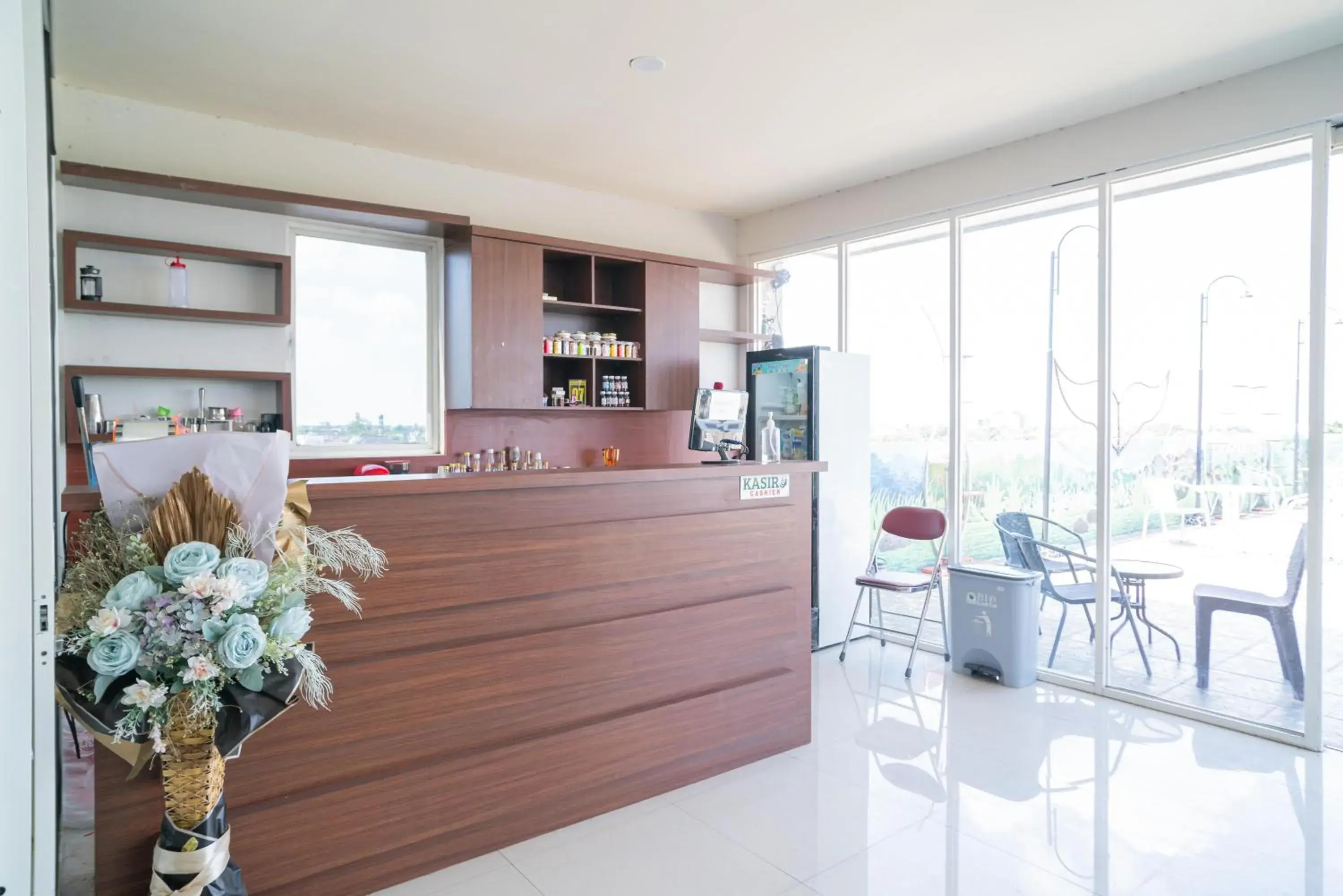 Lobby or reception in RedDoorz Plus @ Jalan Pemuda Timur Bojonegoro Lobby or reception in RedDoorz Plus @ Jalan Pemuda Timur Bojonegoro