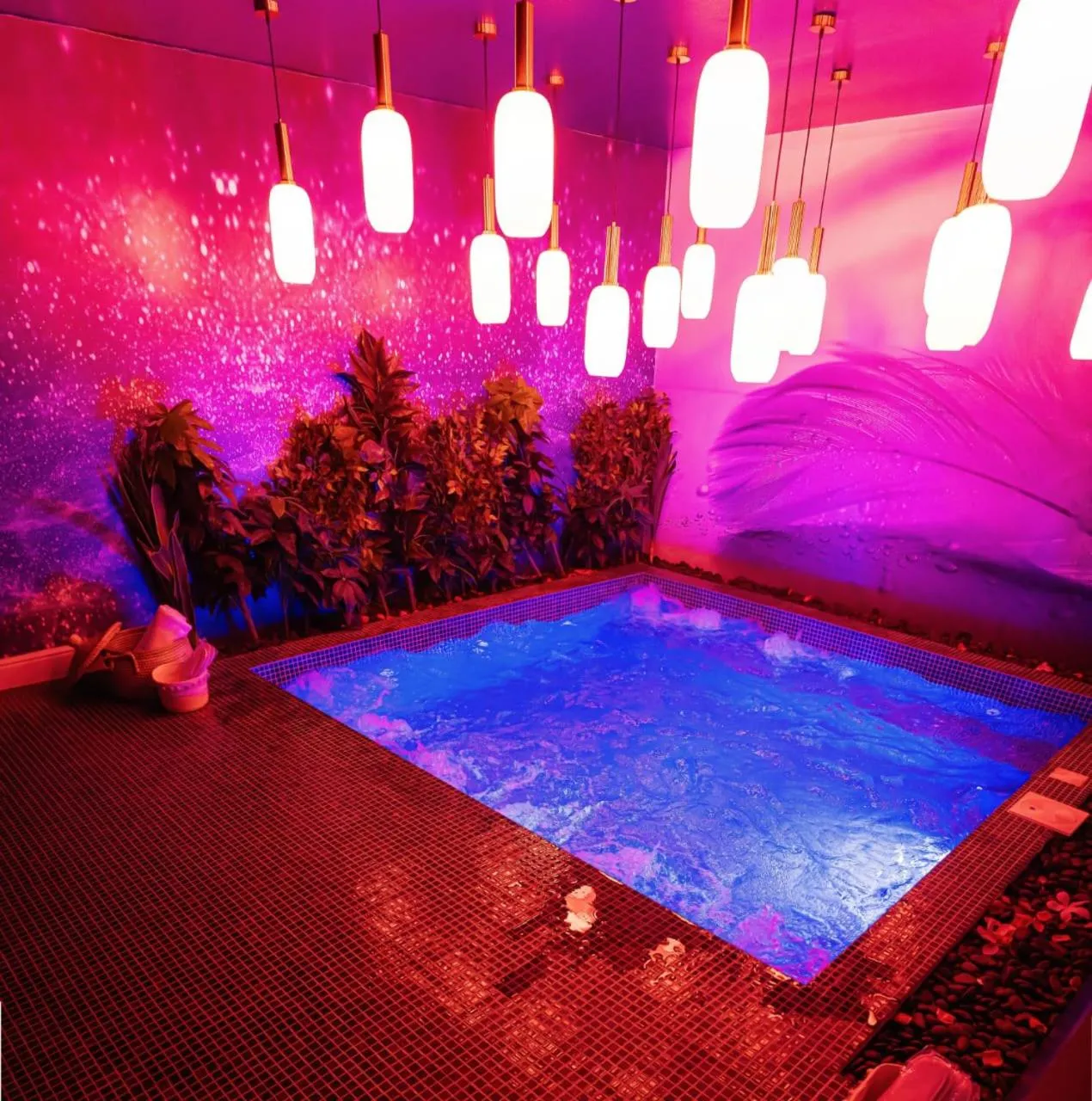 Swimming pool in Dana Hotel