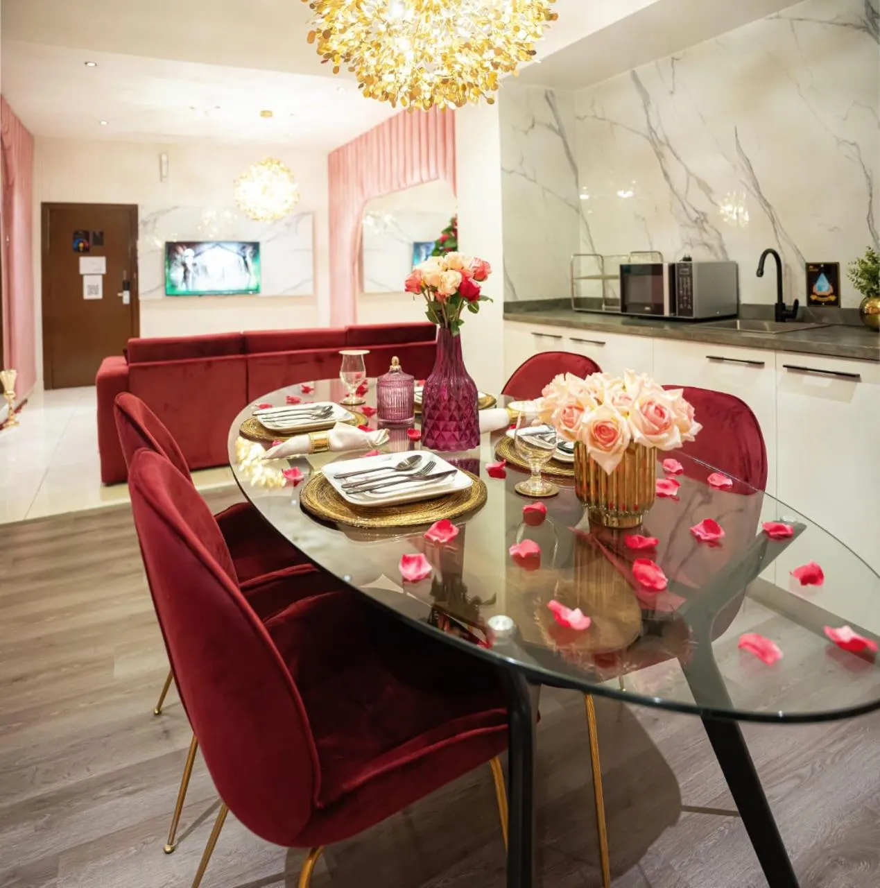 Dining area in Dana Hotel