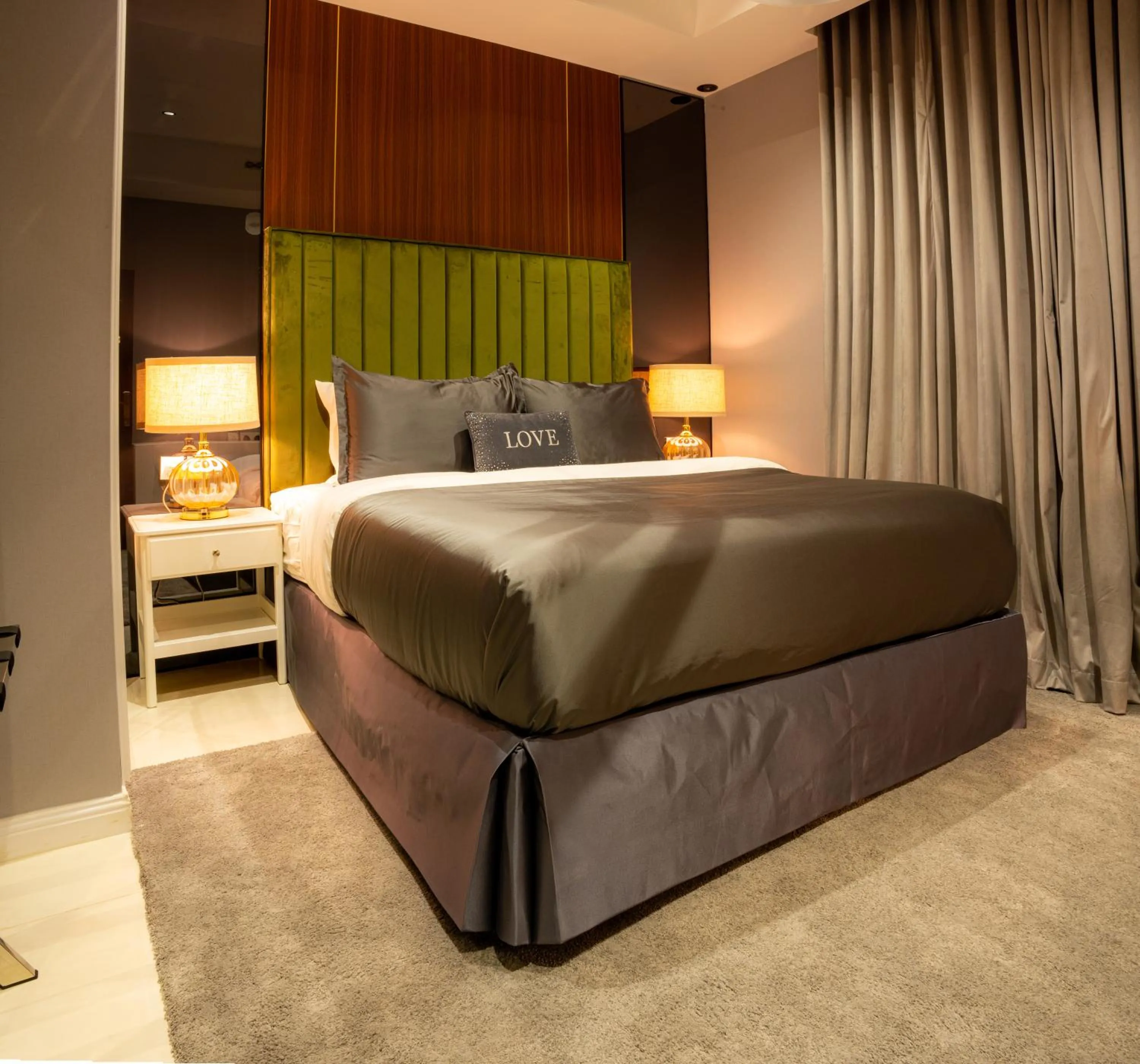 Bedroom, Bed in Dana Hotel