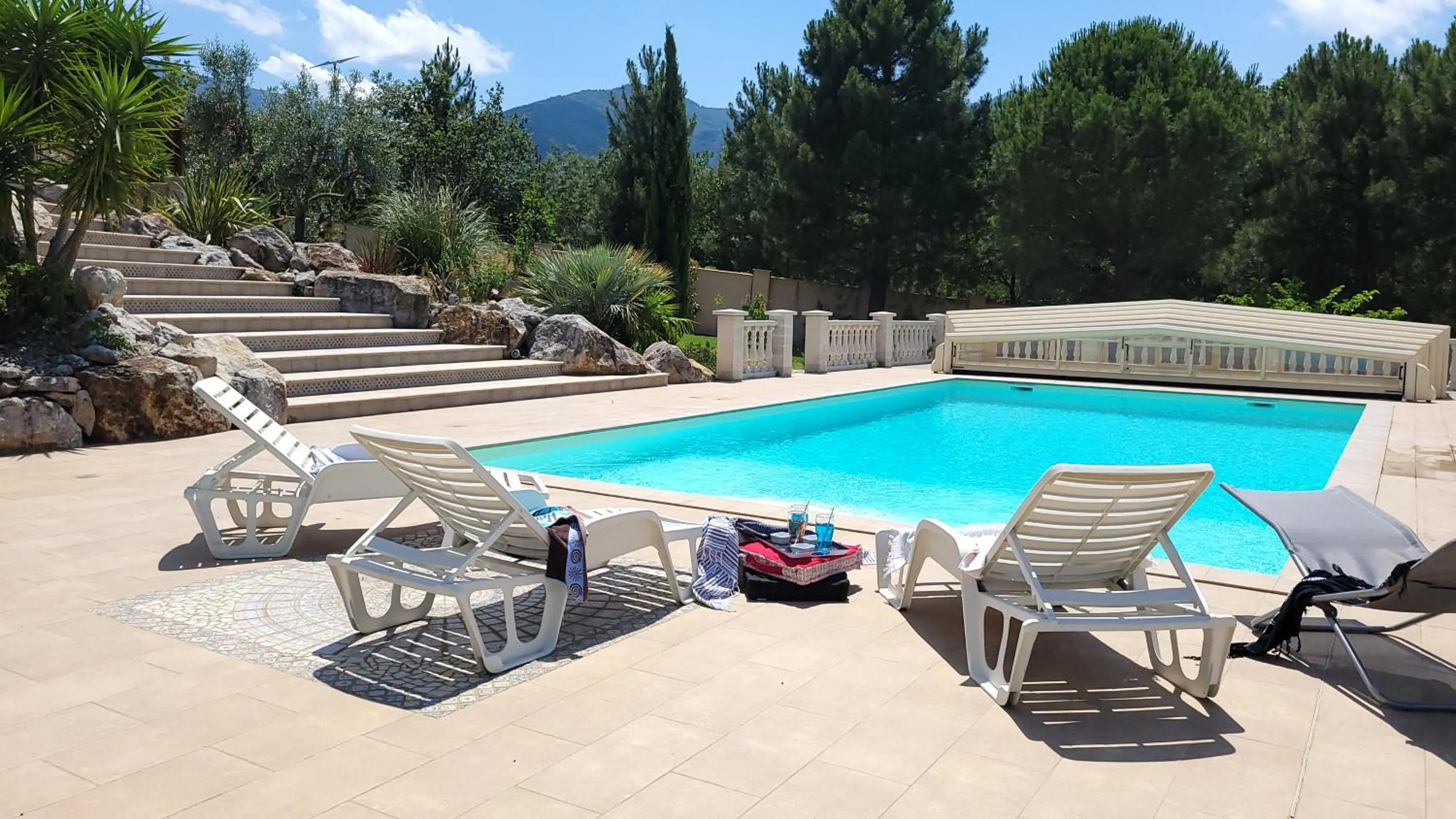 Swimming pool in Villa RENE